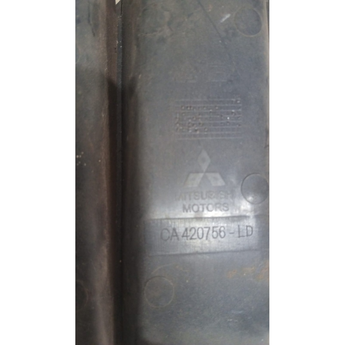Difusor Ar Paralama Direito Mitsubishi Pajero Tr4 2011-2015 - Imagem 2