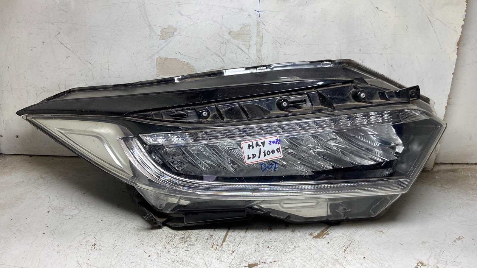 Farol Hrv 2022 Lado Direito