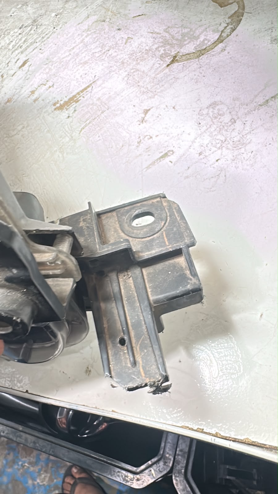 Farol Sw4 2023 Lado Direito  Com Avaria - Imagem 5