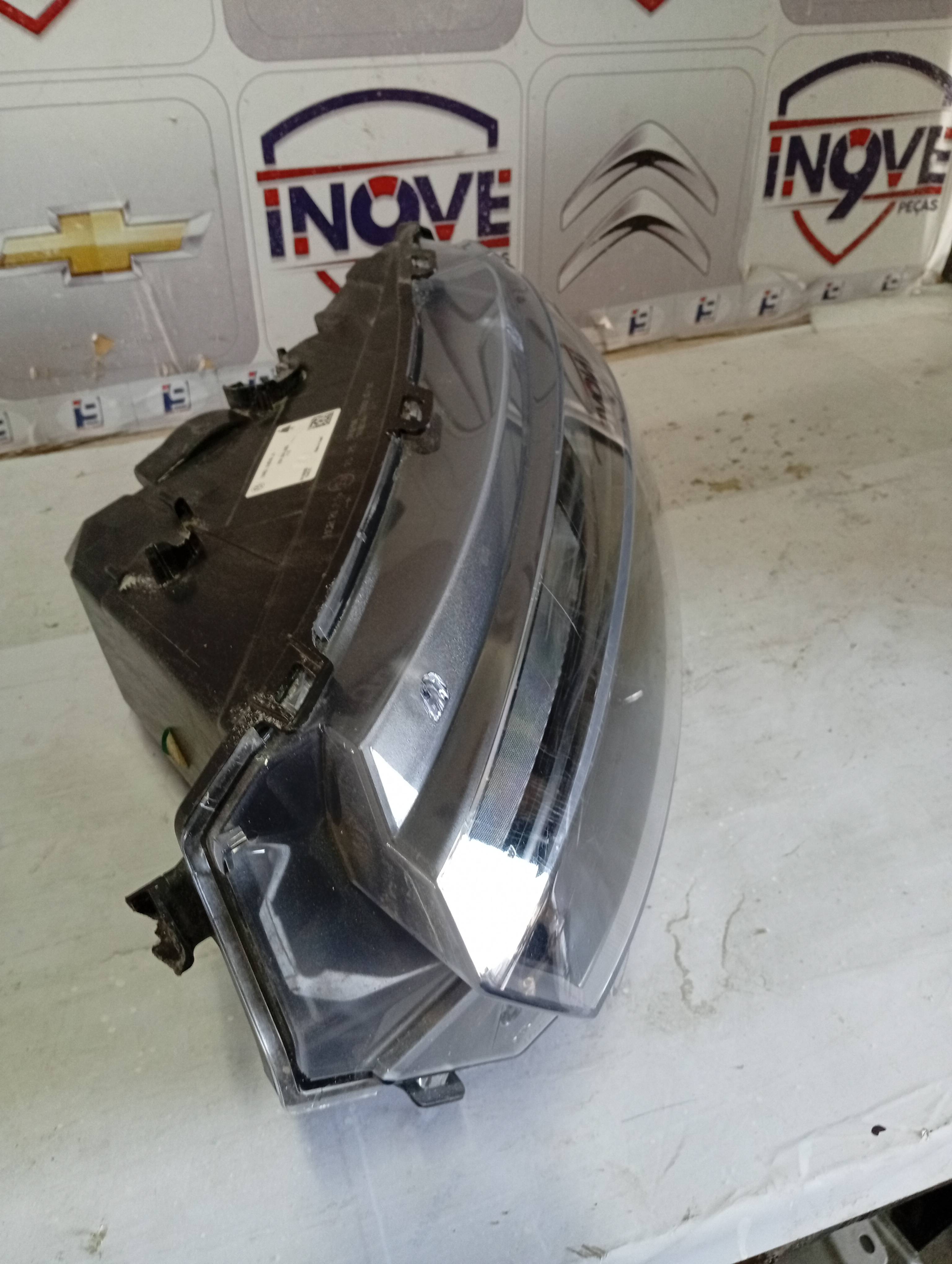 Farol Esquerdo Volkswagen Tera - Imagem 2