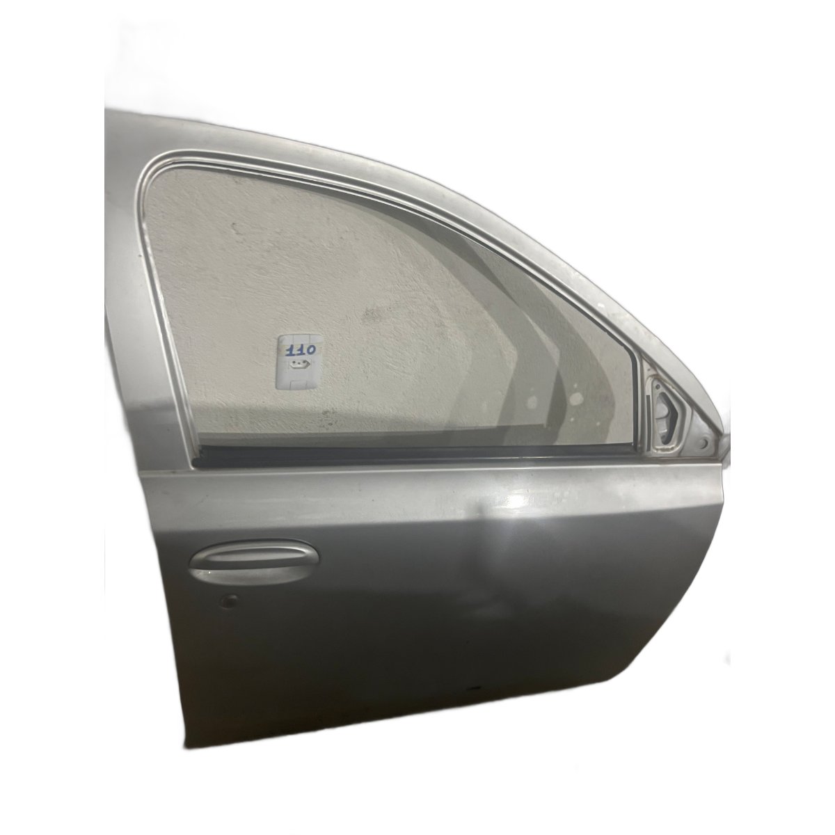Porta Dianteira Direita Toyota Etios Com Furo De Cilindro No - Imagem 1