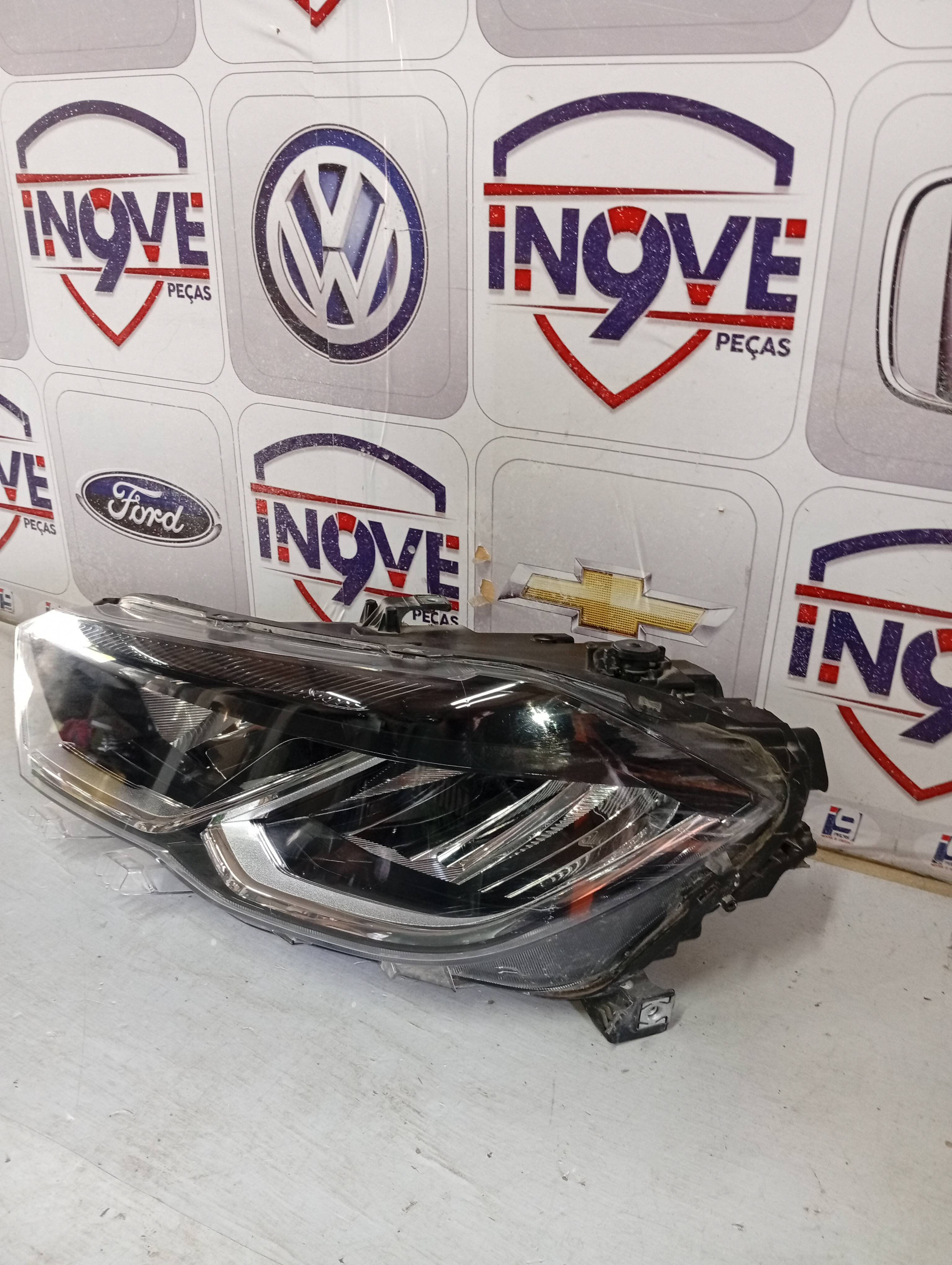 FATOL VWPOLO/VIRTUS Lado Esquerdo 2024 LED - Imagem 3