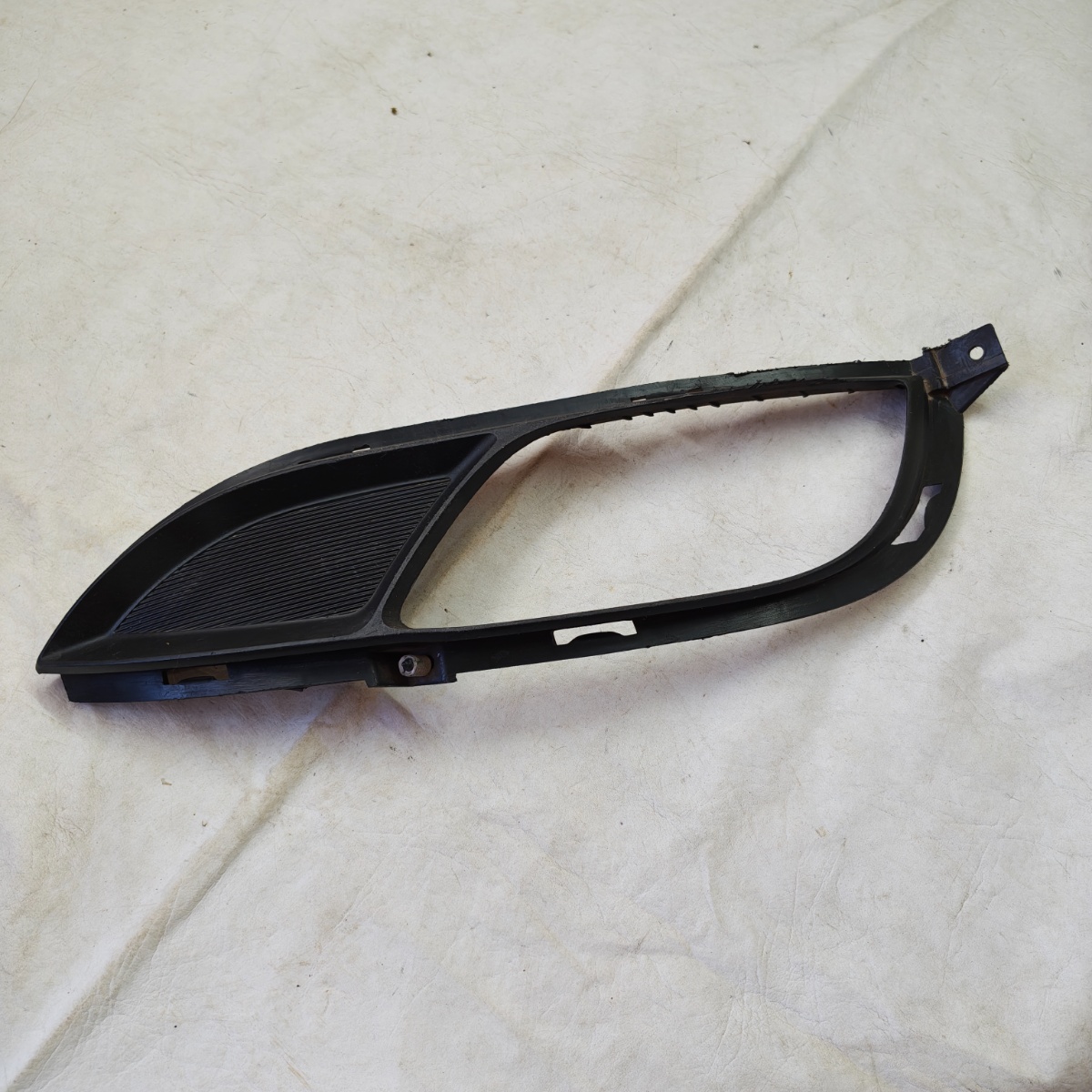 Moldura Milha Kia Cerato 2012 A 2017 Original Preto Direito