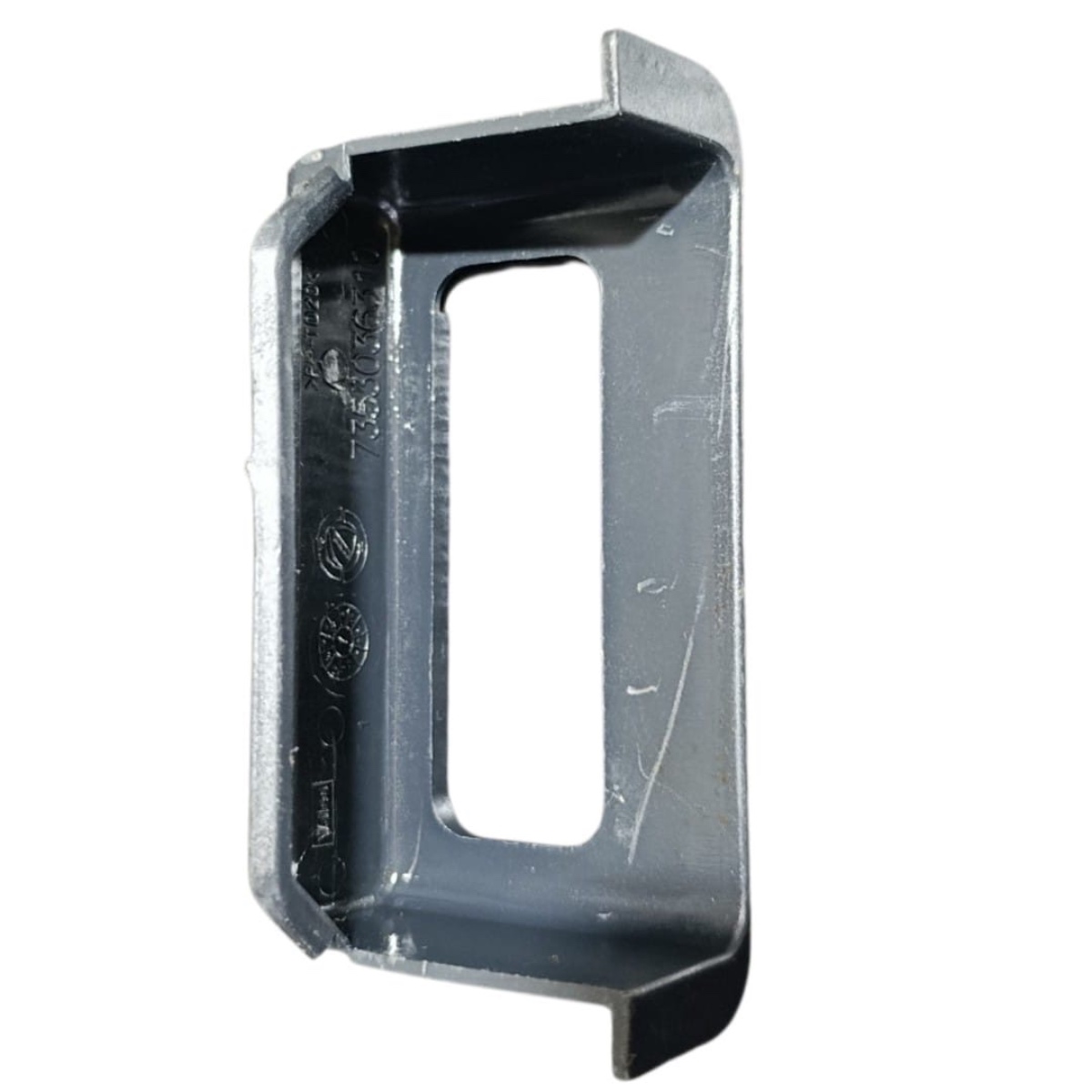 Moldura Batente tampa Porta Malas Fiat Palio 2004/2012 - Imagem 2