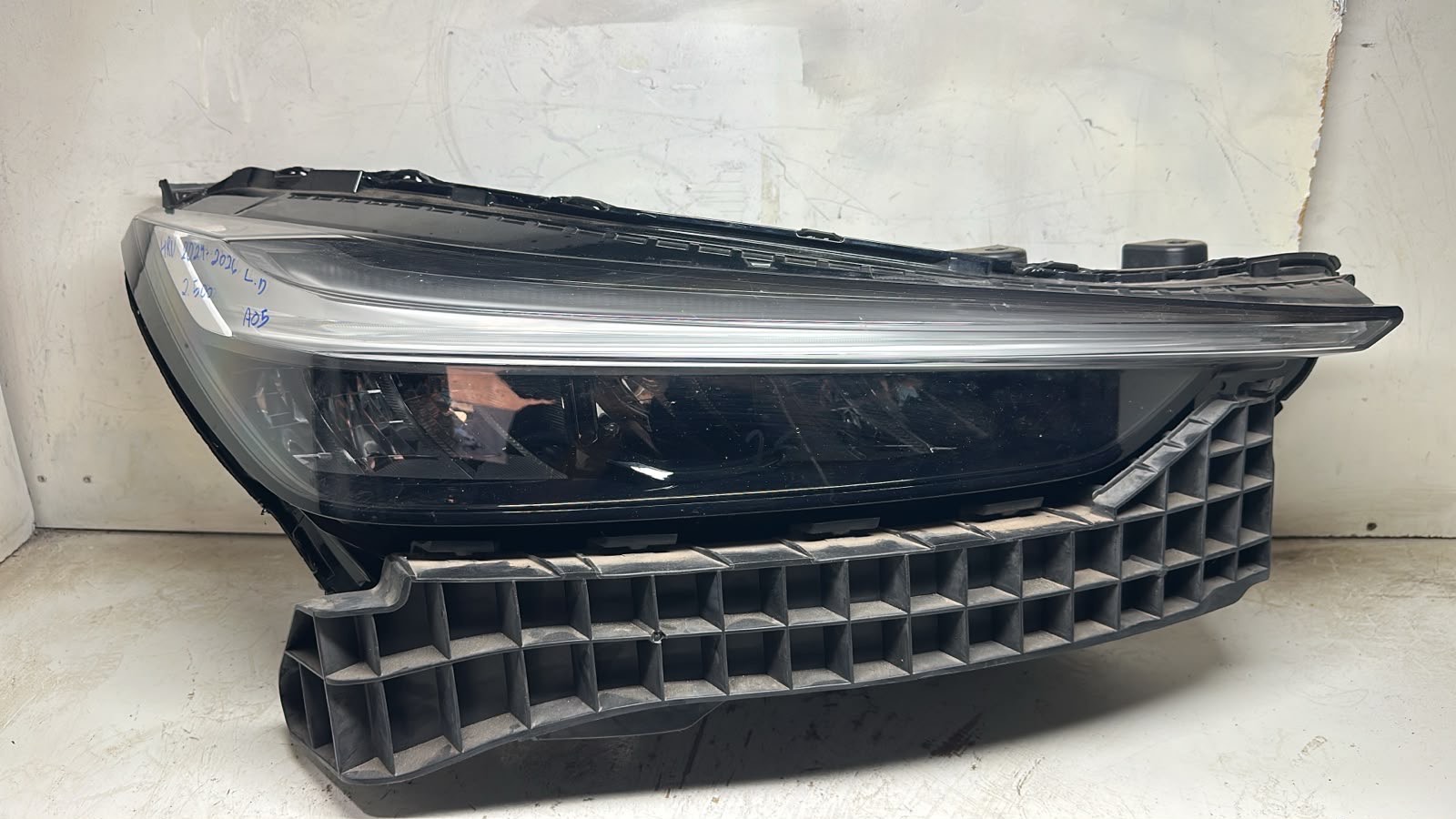 Farol Hrv 2024 A 2026 Lado Direito