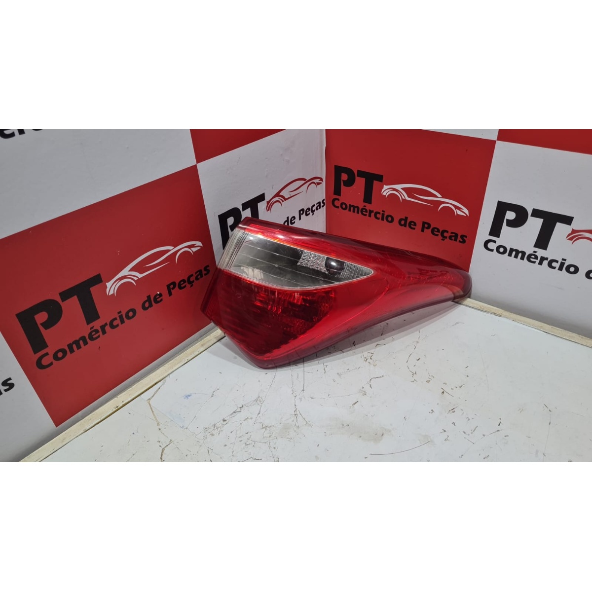 Lanterna Hyundai Hb20 2013 A 2018 Direita Original Direito/p - Imagem 1