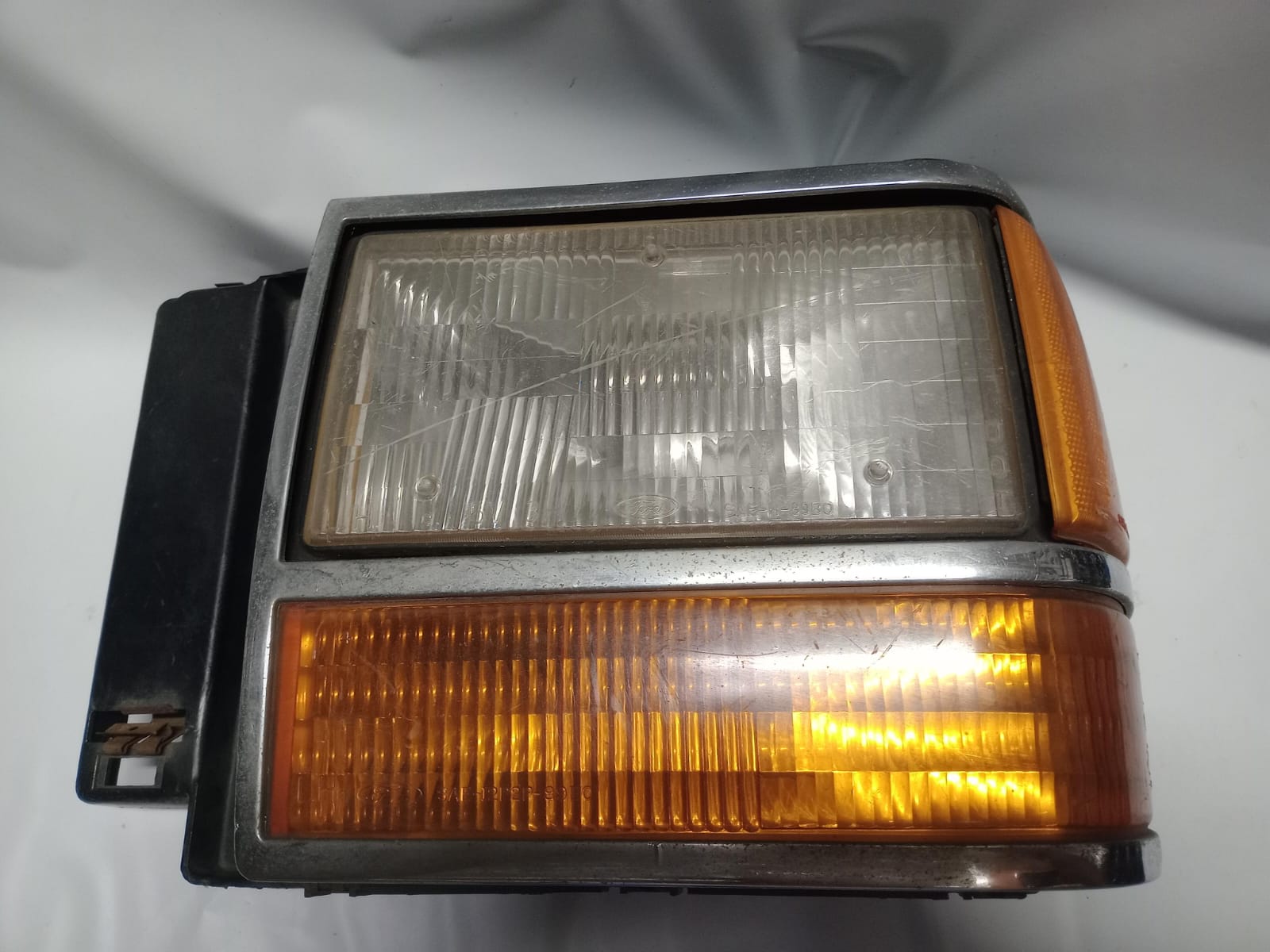 LANTERNA TRASEIRA U FORD RANGER 1990/1991 LD  USADA @