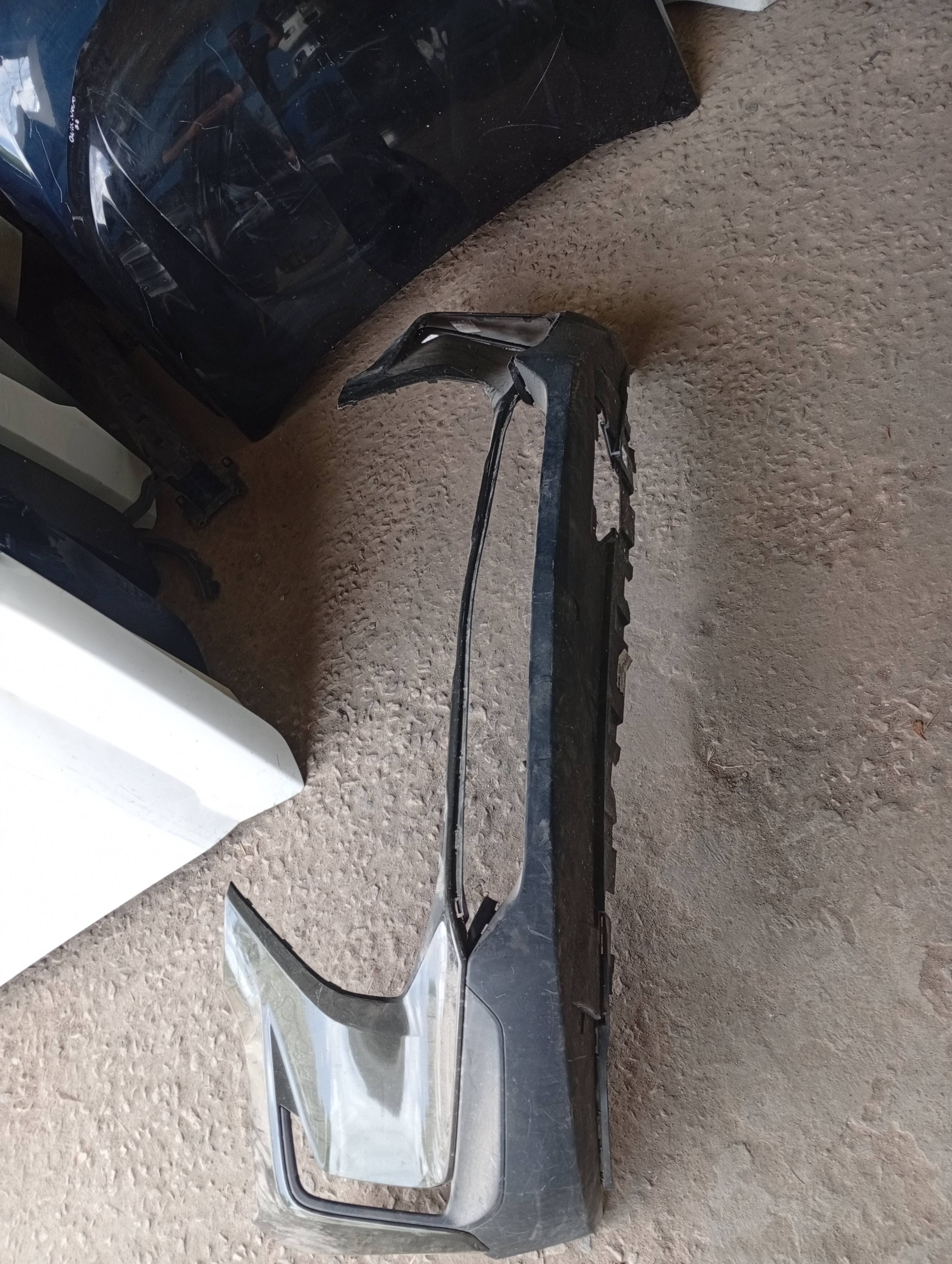 Parachoque Dianteiro Chevrolet Tracker 2021/2024