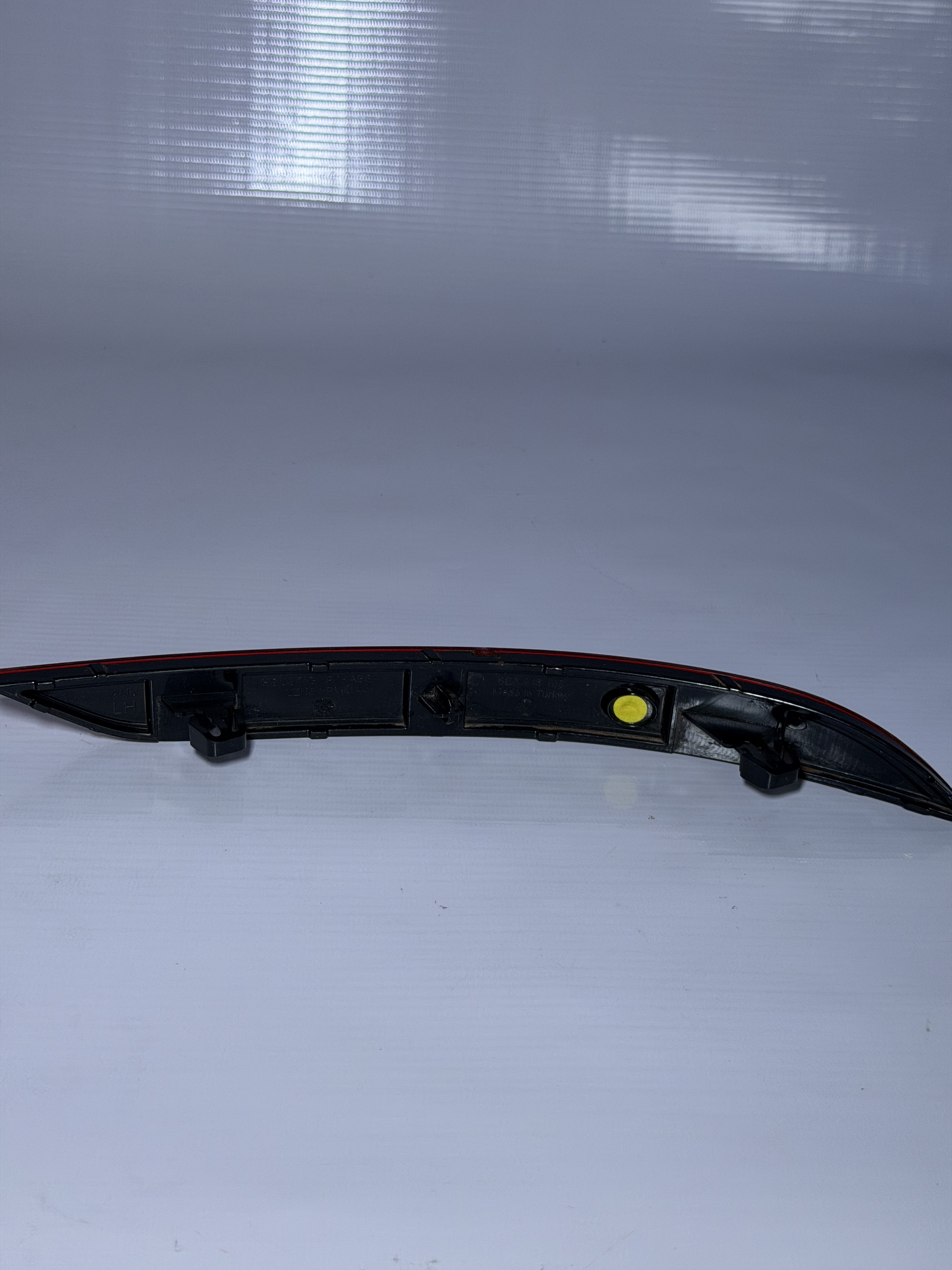 Refletor Parachoque Traseiro Esquerdo Polo Virtus 6EA945105 - Imagem 3