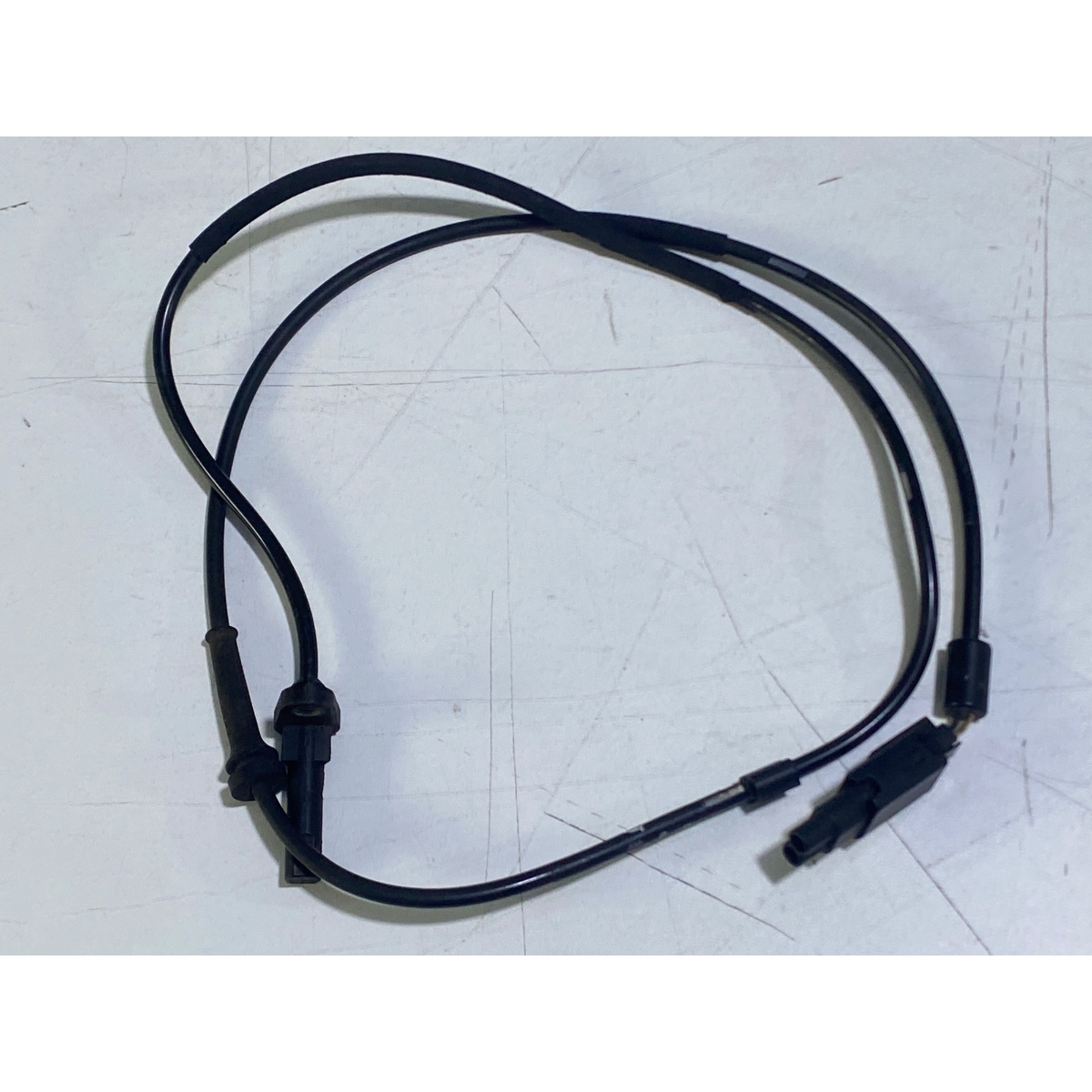 Sensor Do Abs Traseiro Esquerdo Ford Transit 2008/ 2011 Orig