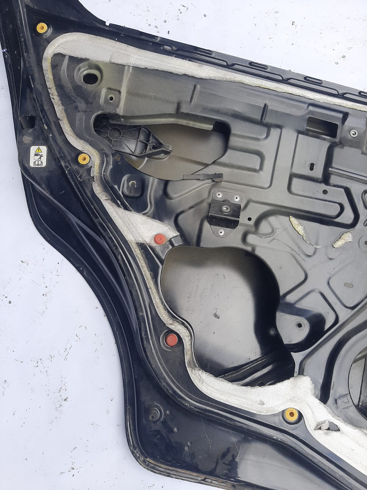 PORTA TRASEIRA  ATTRACTIVE 2012/2021 LADO ESQUERDO (PRETA) - Imagem 5