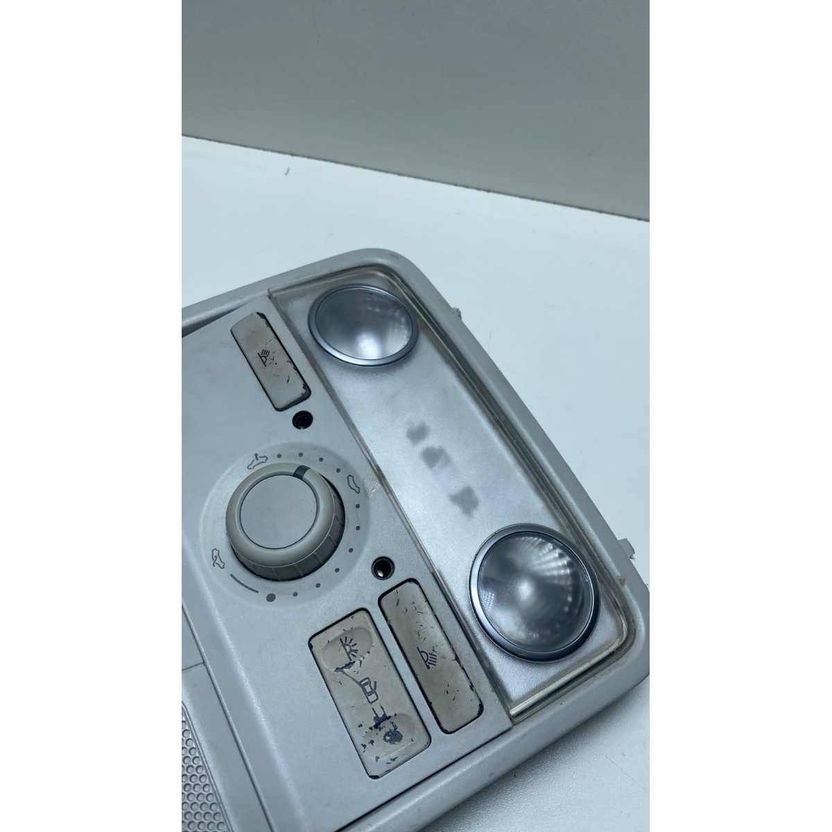 Luz Teto Cortesia Vw Passat Variant 2006 a 2010 1k0947105 - Imagem 3