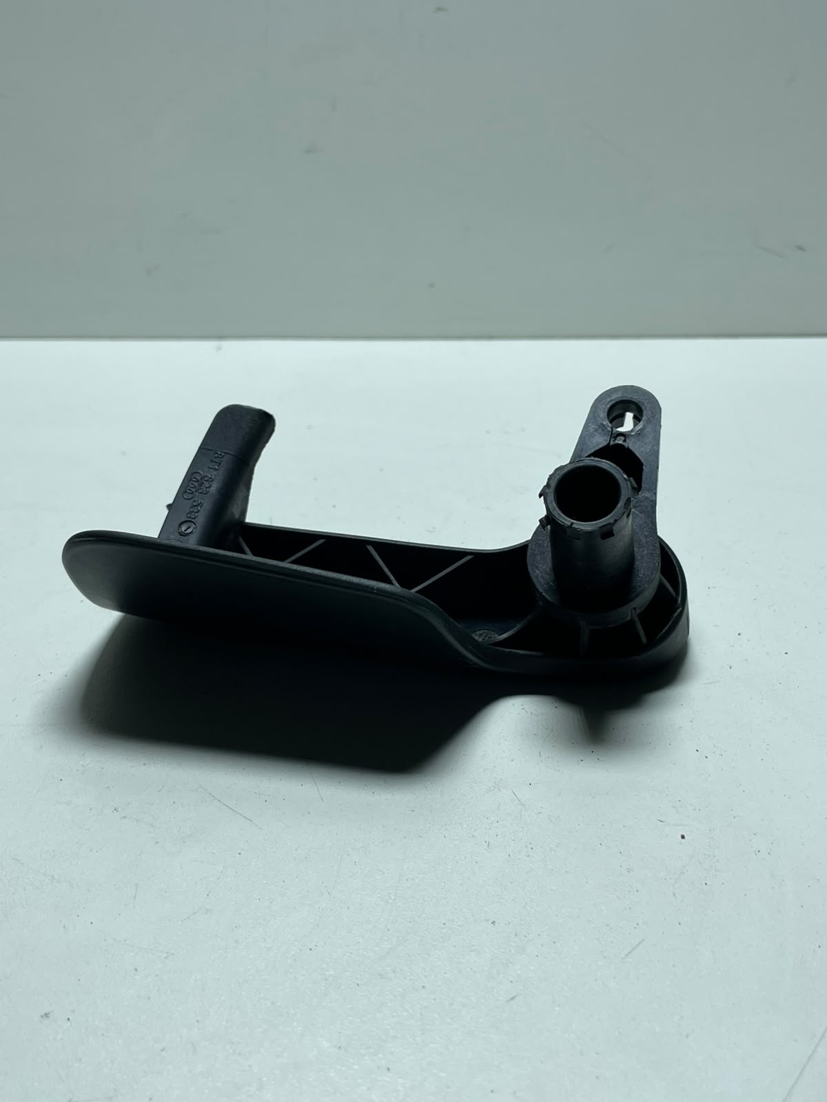Alavanca Abertura Capô Audi Q5 2009 A 2015 8t1823533