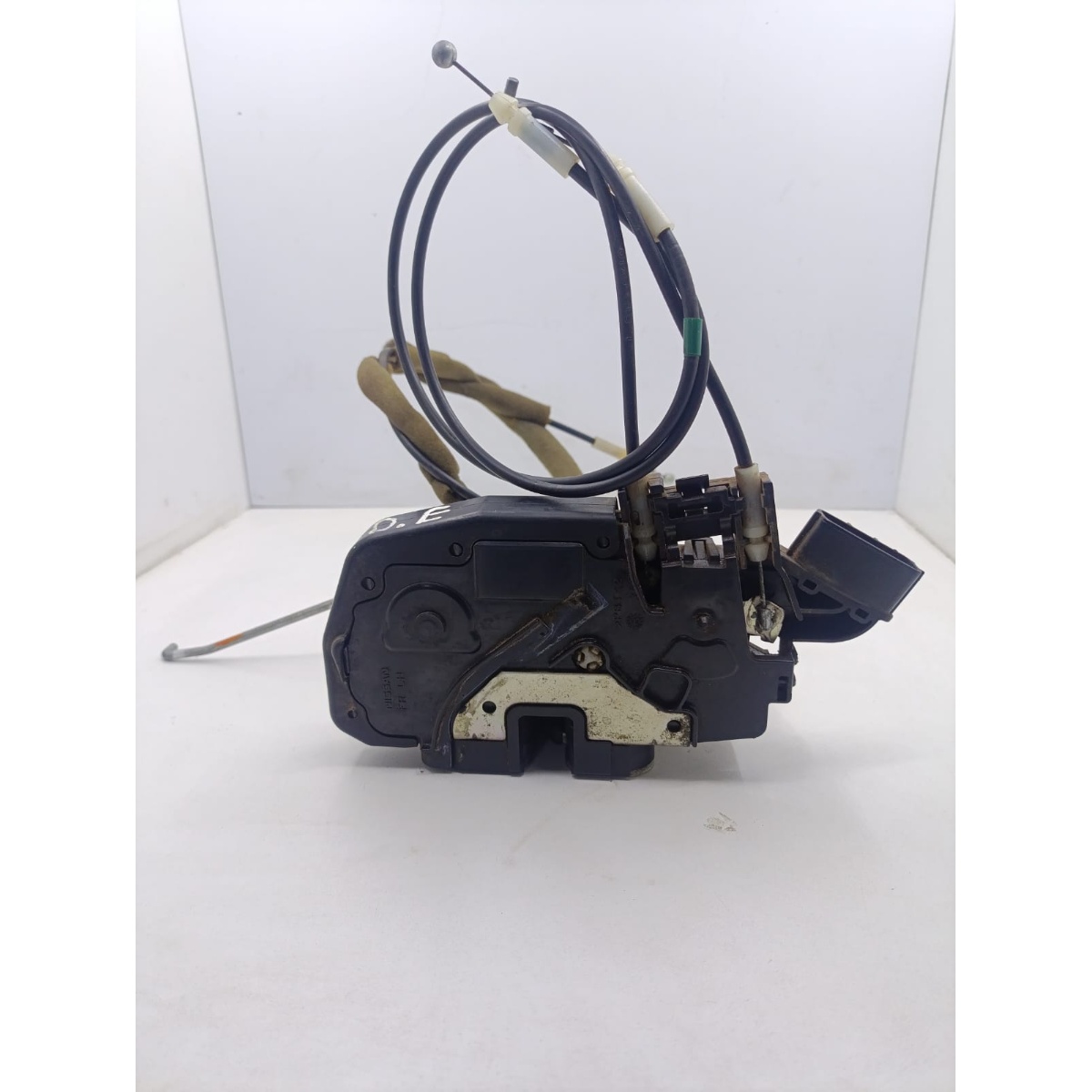 Fechadura Porta Dianteira Esquerda Nissan Grand Livina