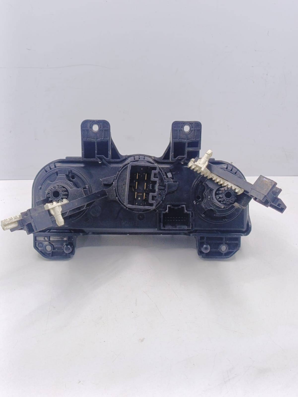 Comando Ar Condicionado Onix 2020-2024 - Imagem 4