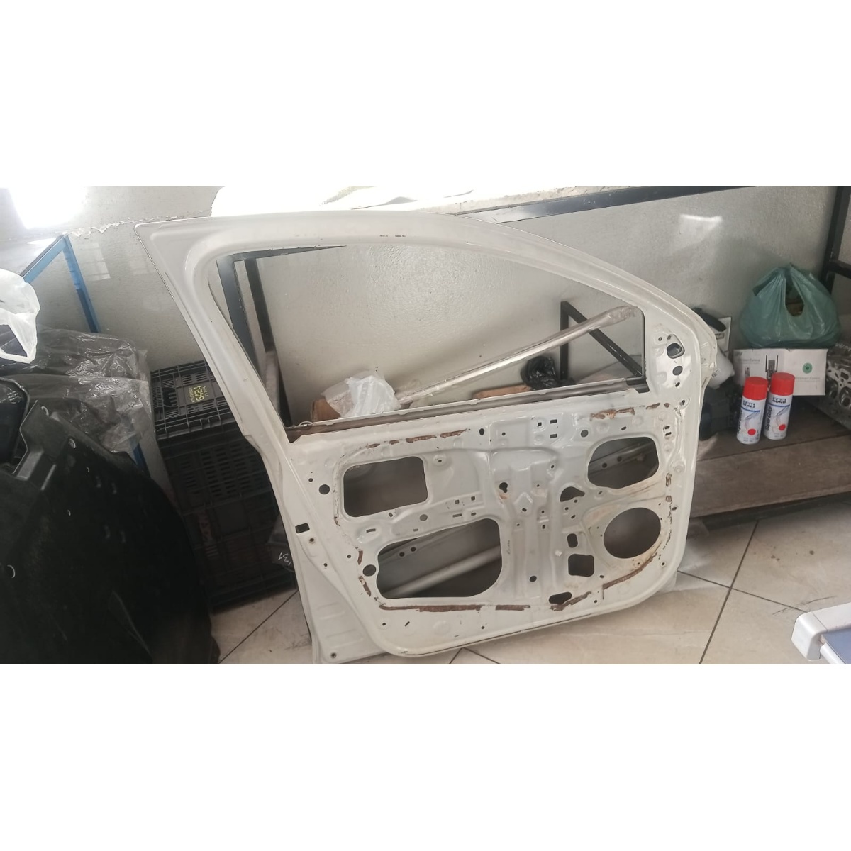 Porta dianteira esquerda etios 2012 2013 a 2021 - Imagem 6