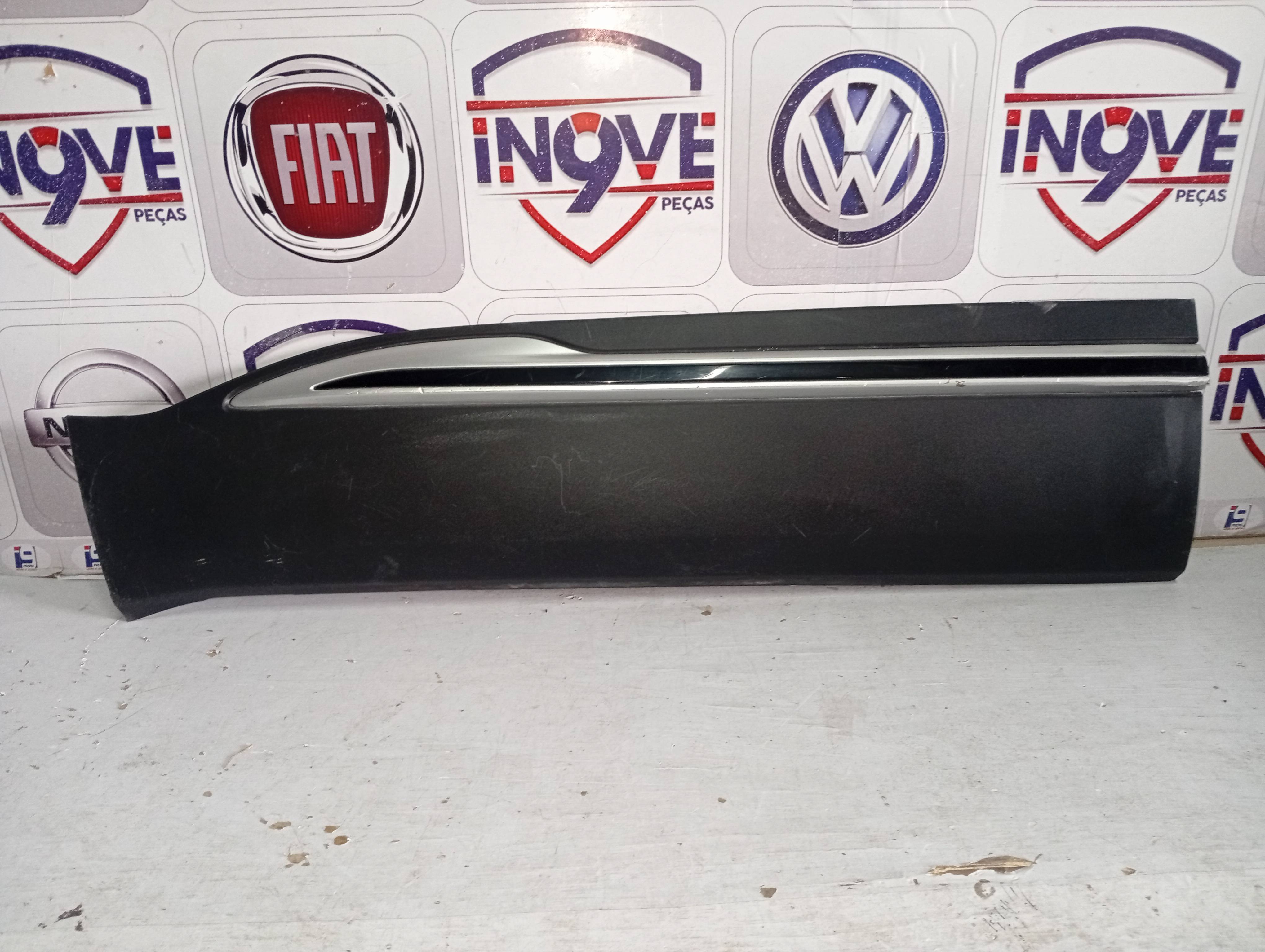 Aplique Porta Dianteira Esquerda Chery Tiggo 5X