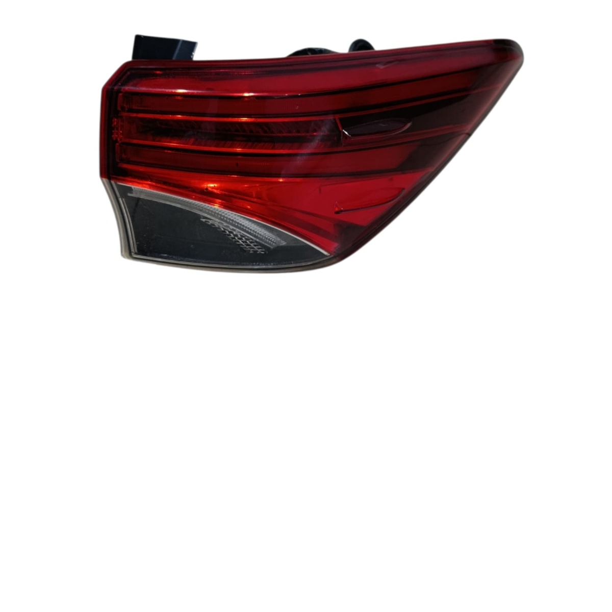 Lanterna Direita Toyota Hilux Sw4 2016/2023 W3166 Direito/passageiro Vermelho