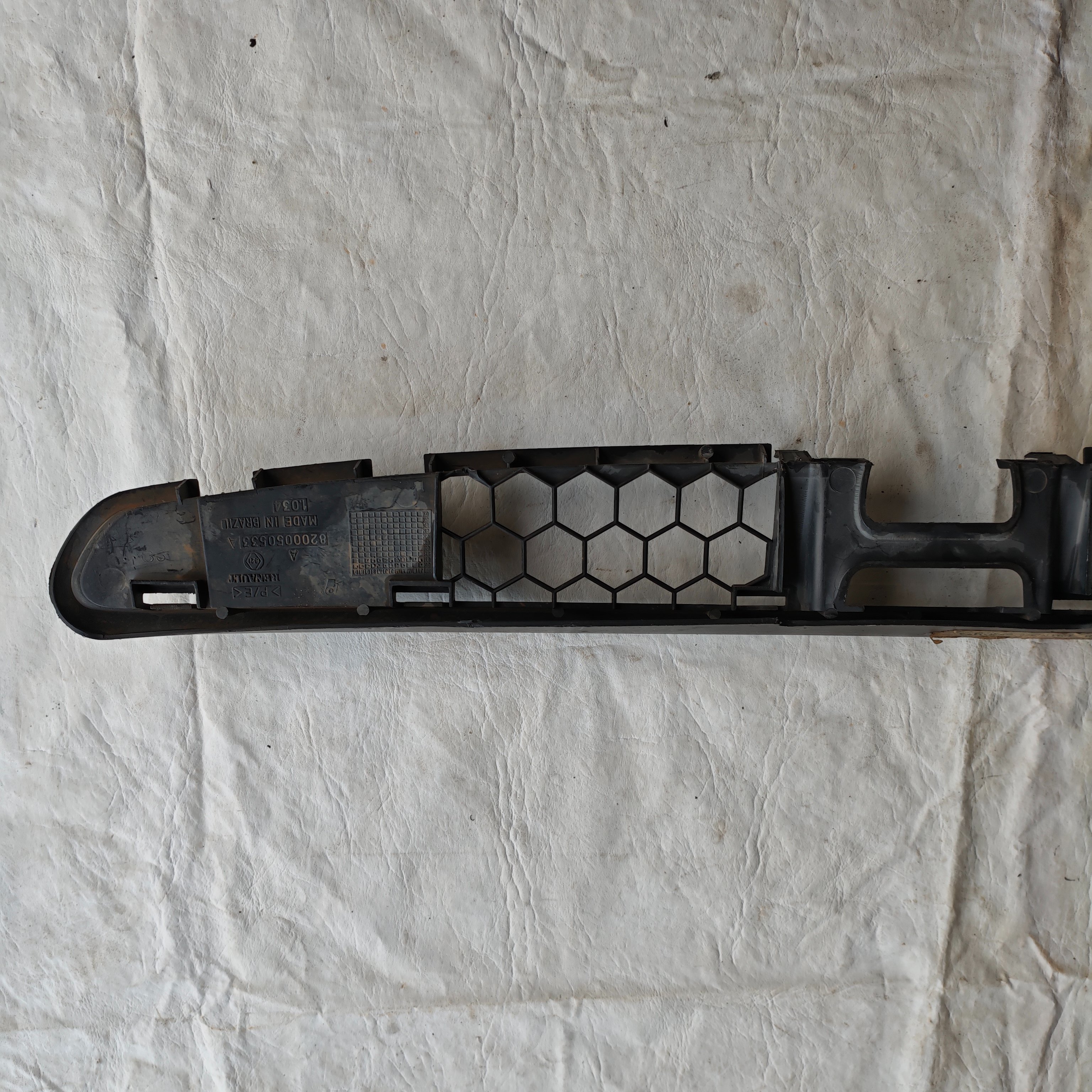 Moldura Grade Frontal Renault Clio 2000 - Imagem 6