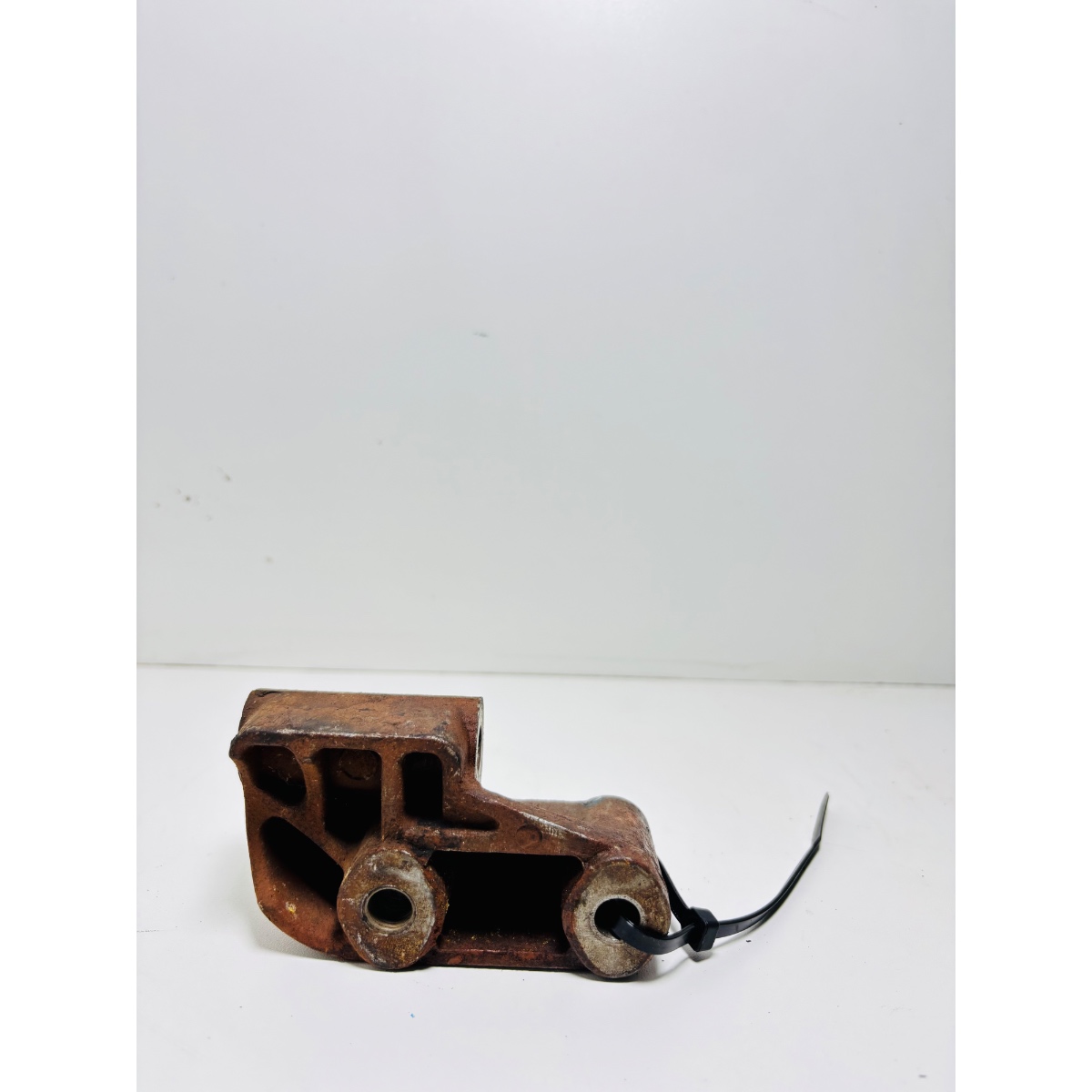 Suporte do Alternador Chevrolet Celta Corsa 2002 - Imagem 4