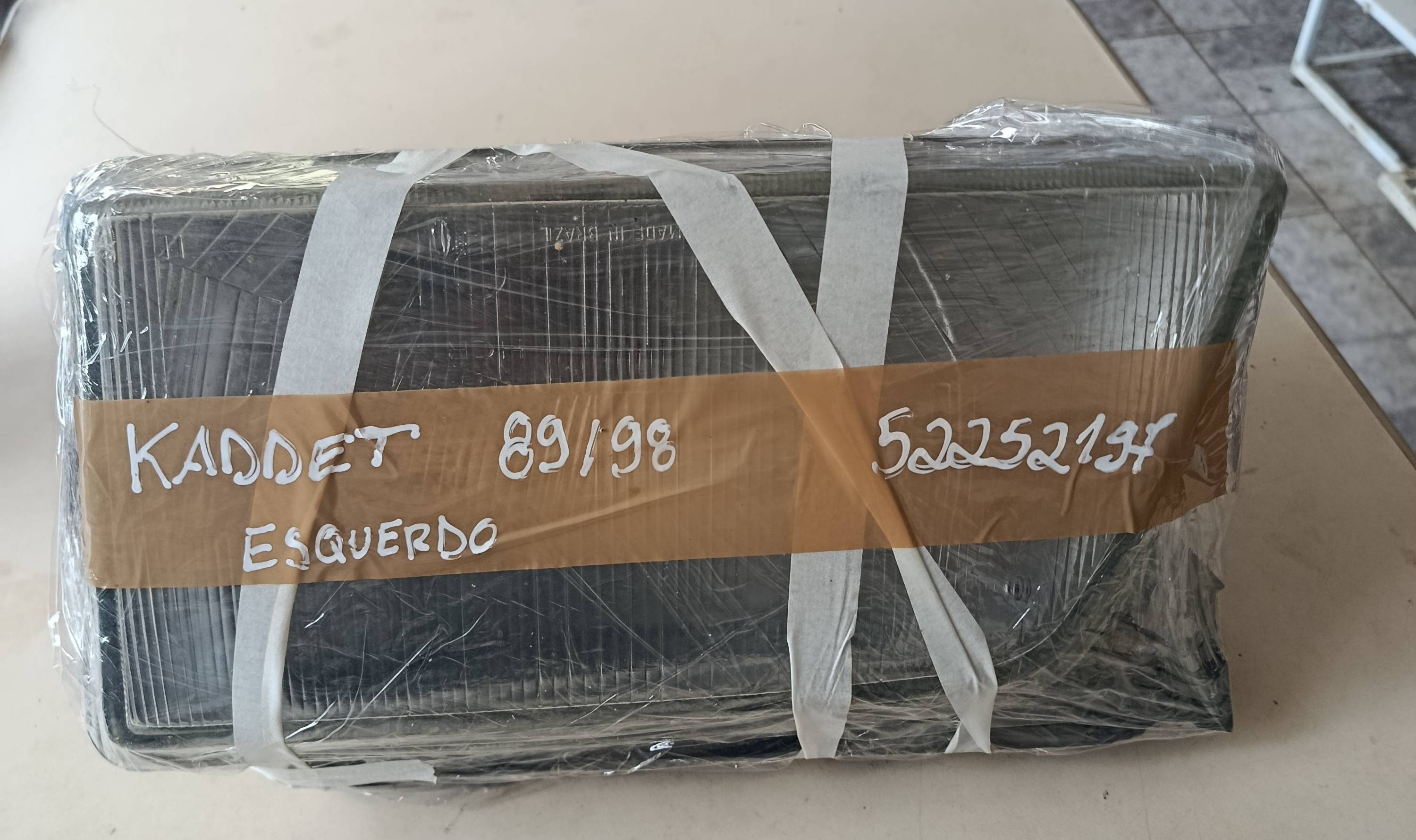 Farol Esquerdo KADET 89/98 - Imagem 1