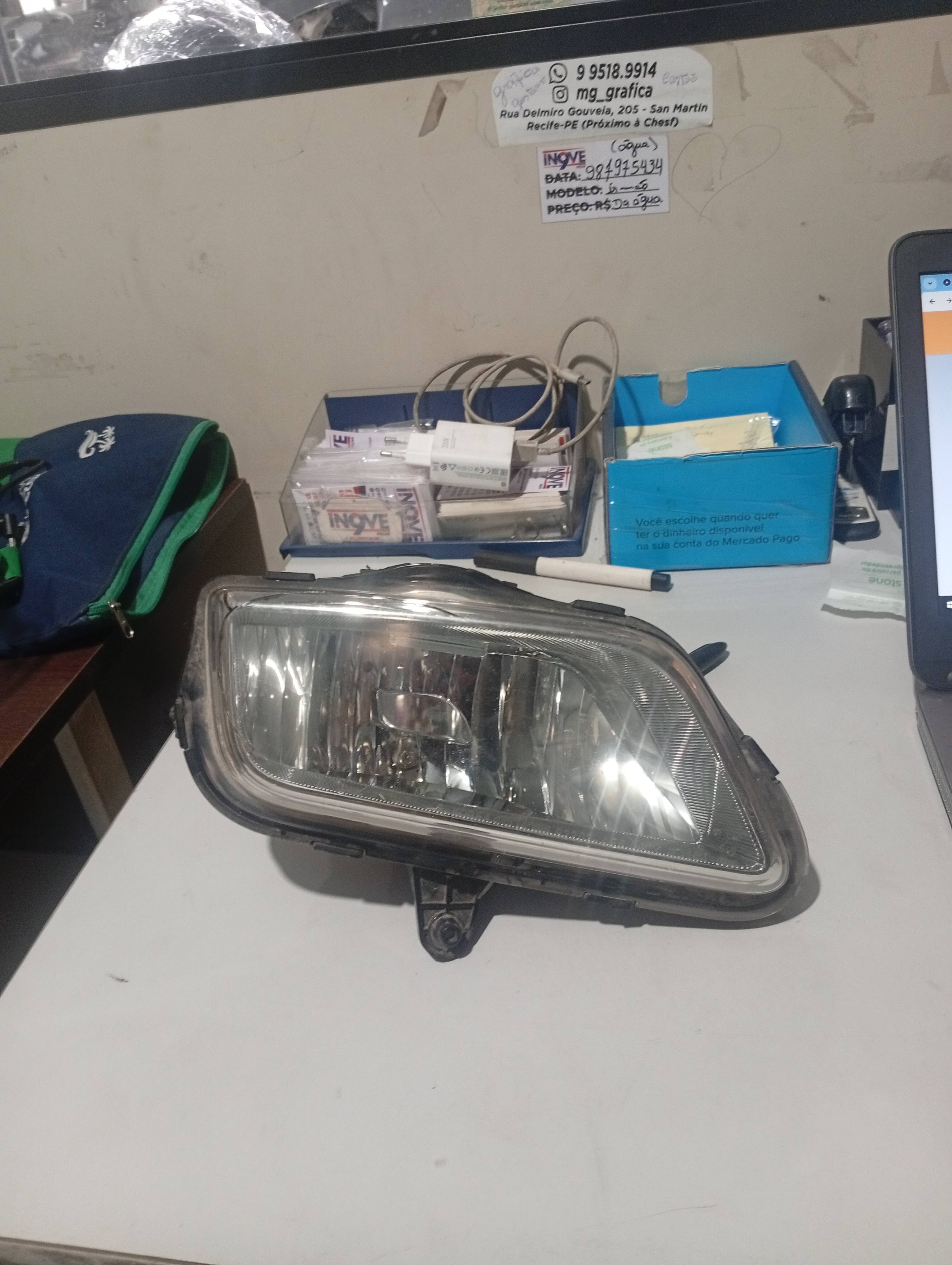 Farol De Milha Hyundai HR Lado Direito