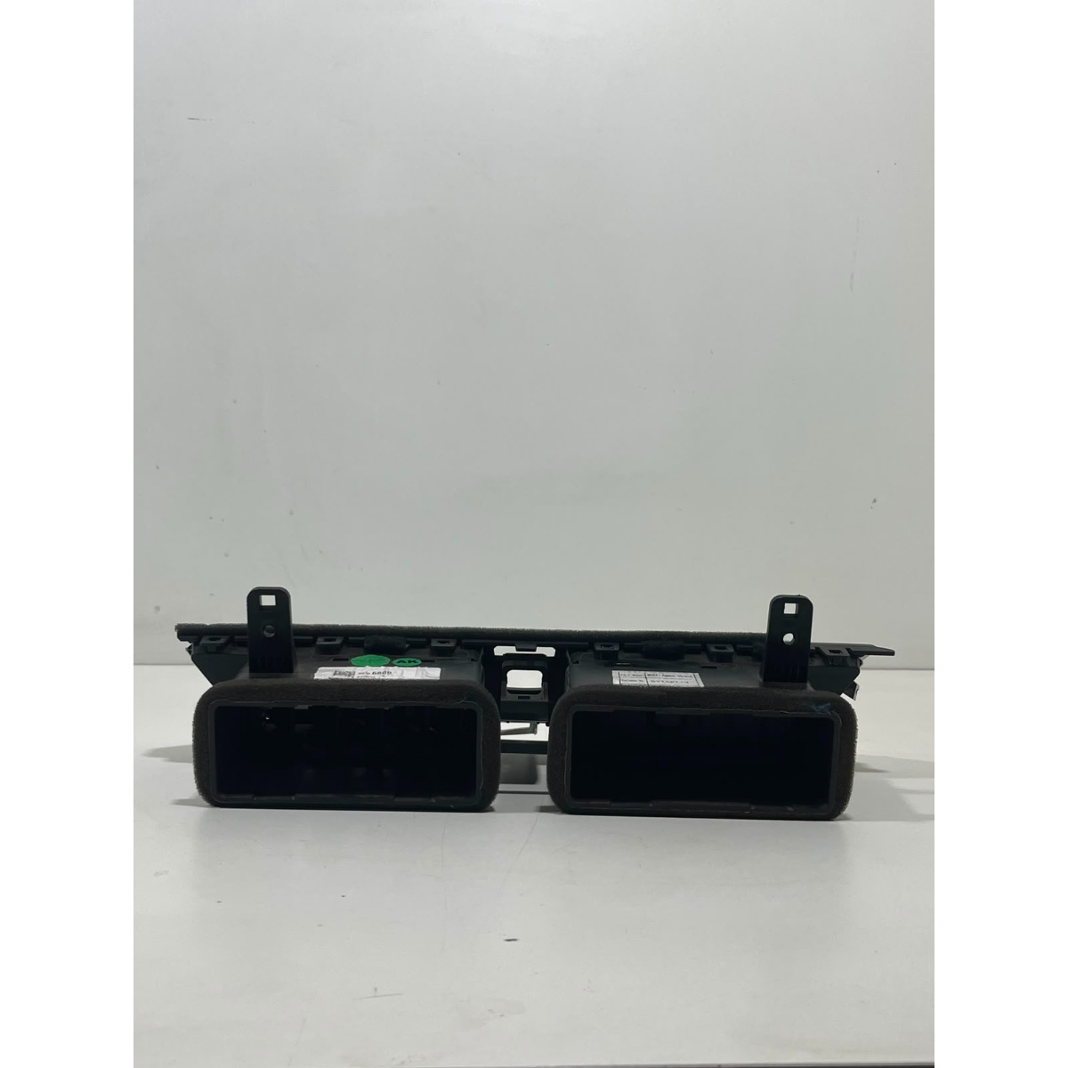 Difusor Ar Central Chevrolet Spin 2025 52168113 (Usado) - Imagem 3