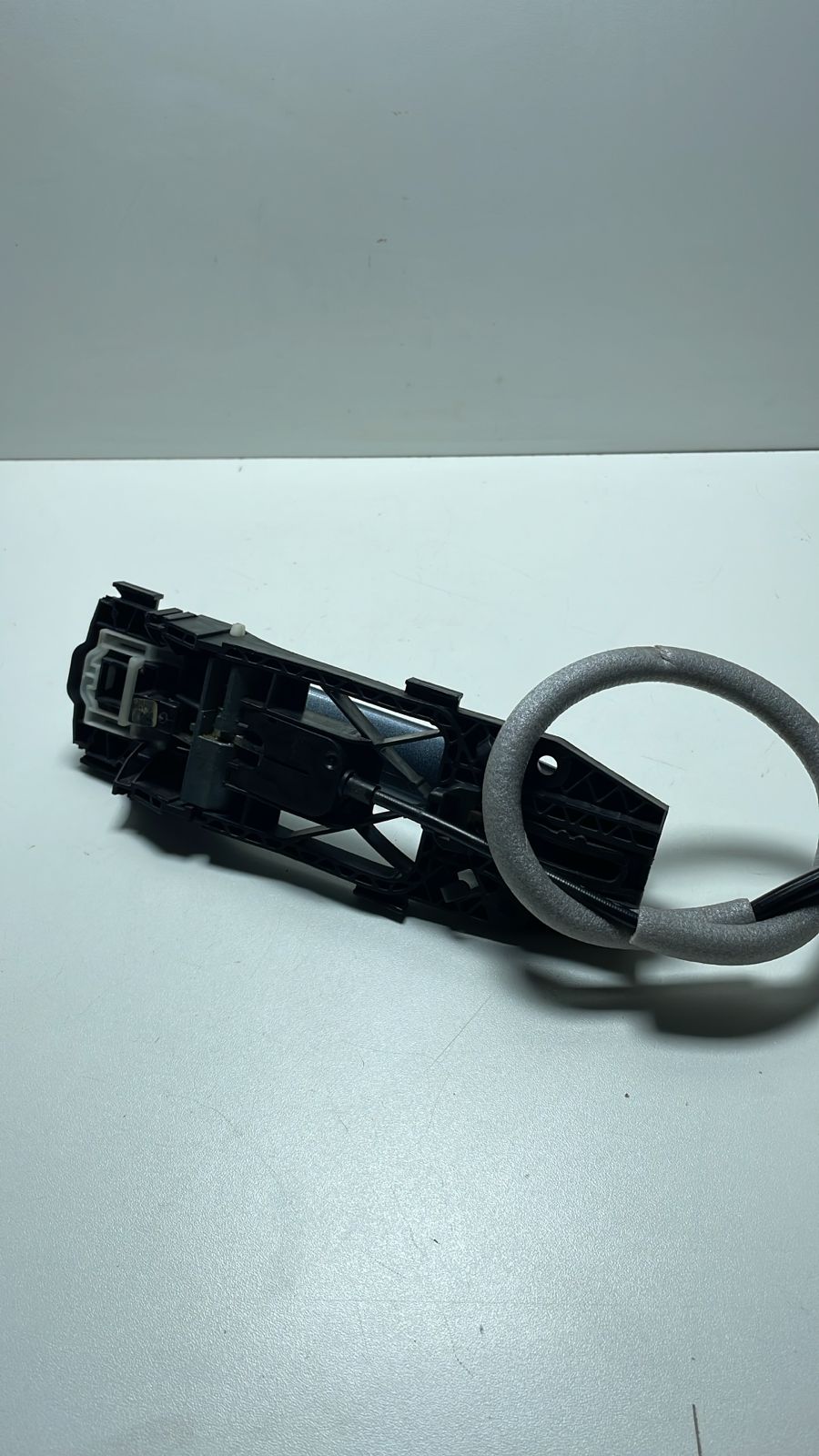 Suporte Da Maçaneta Direita Vw T-cross/polo/nivus 6ea839885a Cinza Dianteira Cinza Dianteira - Imagem 4