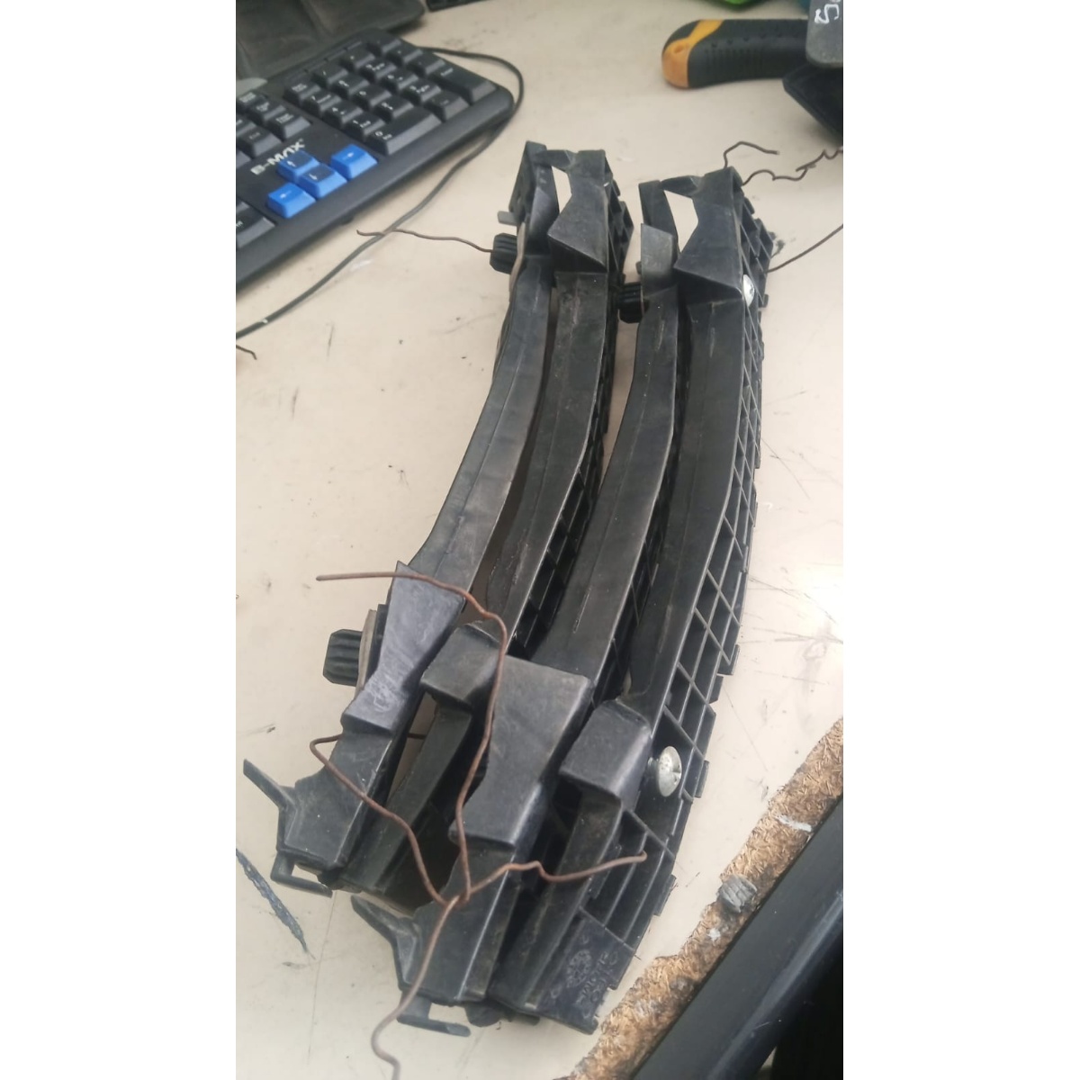 Guia Suporte Parachoque Traseiro Esquerdo Honda City