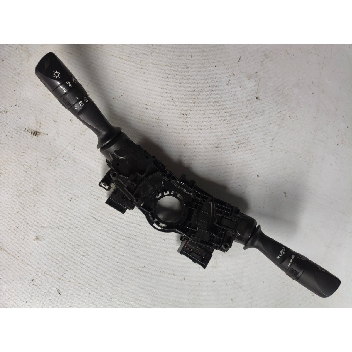 Chave Seta Limpador Hilux Sw4 16/23 Original 17F923 - Imagem 4
