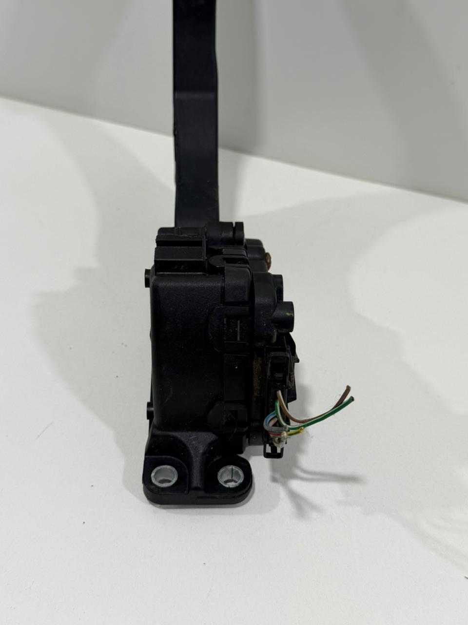 Pedal Acelerador Eletrônico VW Golf 6QE721503D - Imagem 4