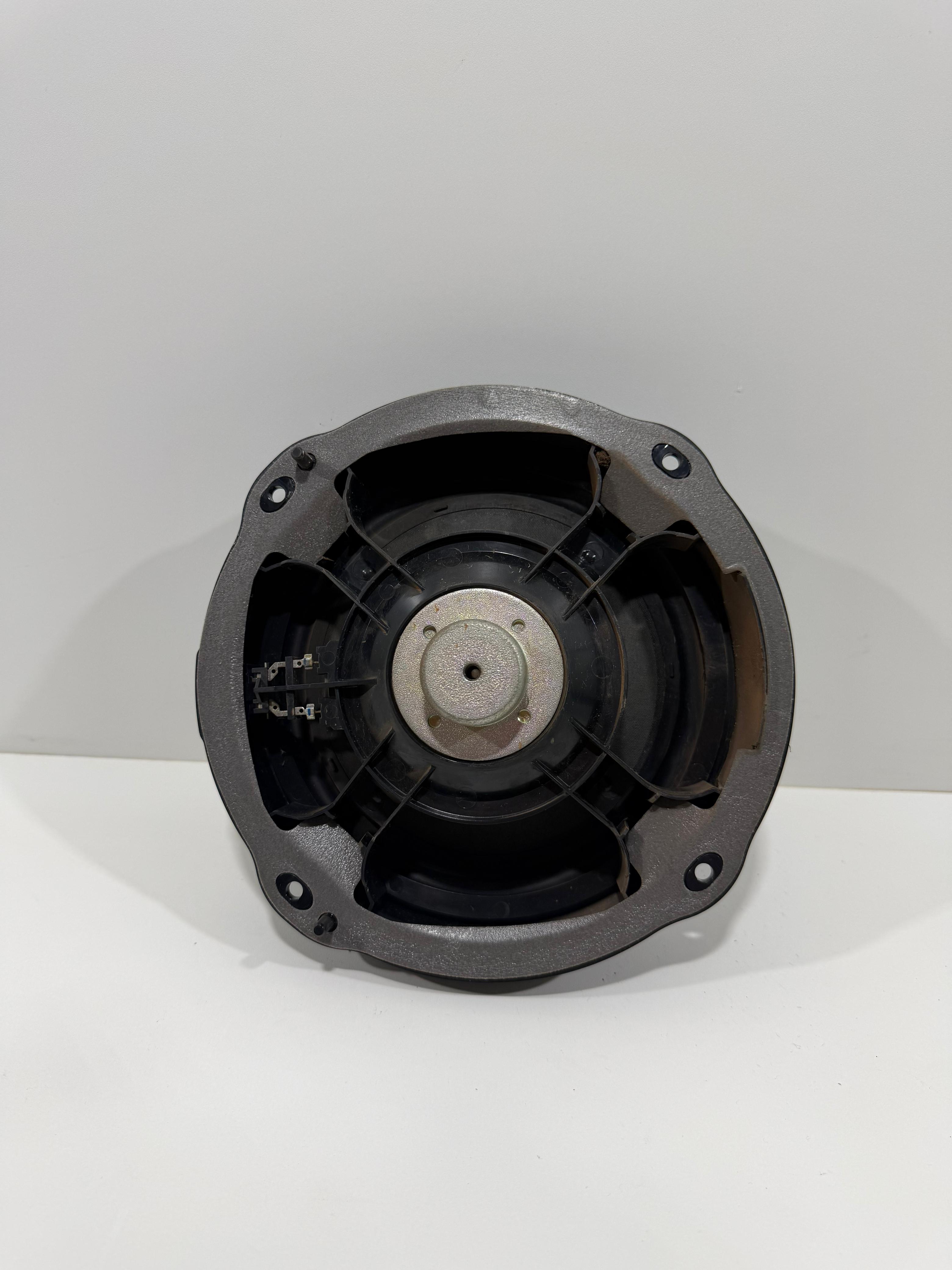 Alto-falante Audi Diant A3 Sedan 8V0035415A - Imagem 5