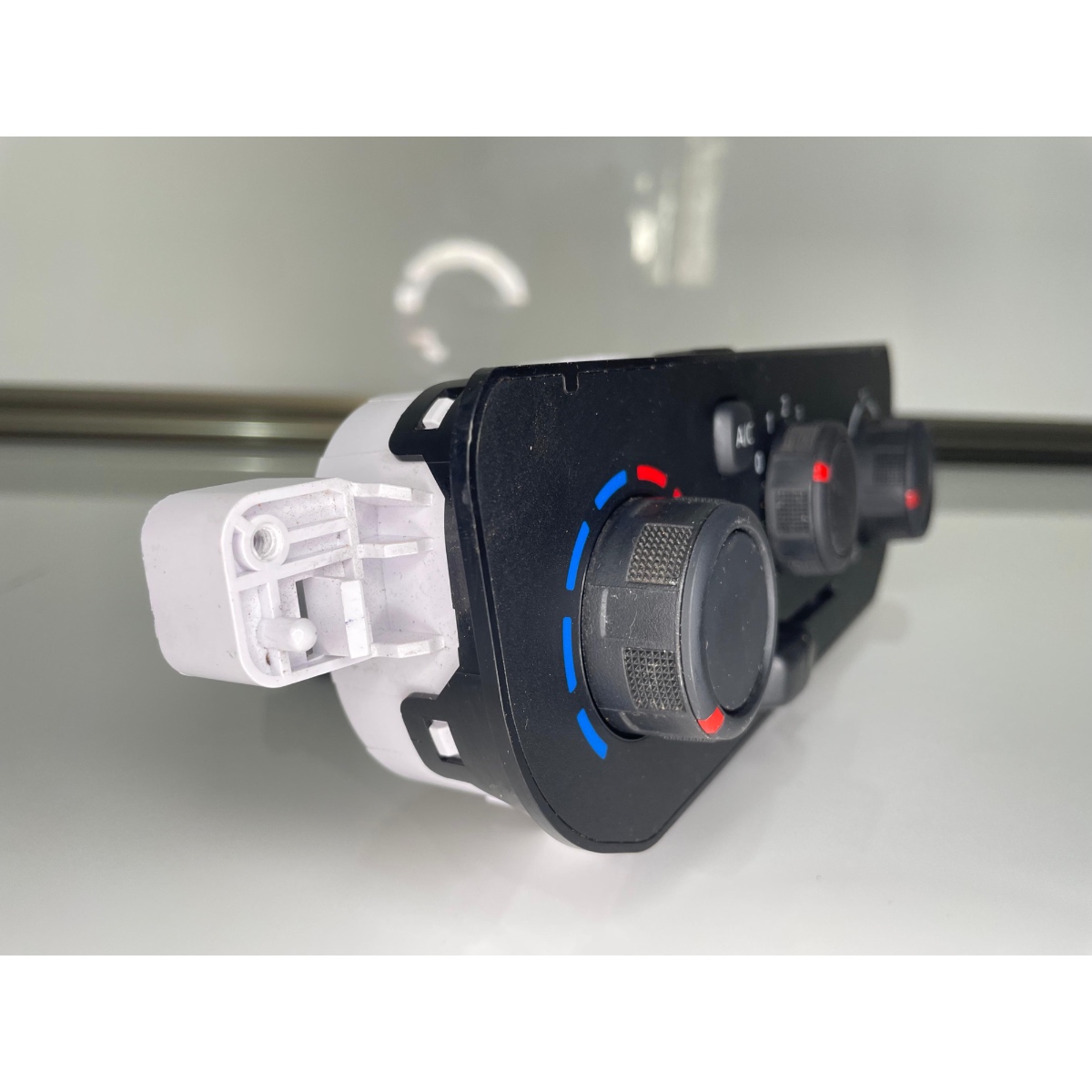 Comando de Ar Renault Kwid 2018 Original - Imagem 3