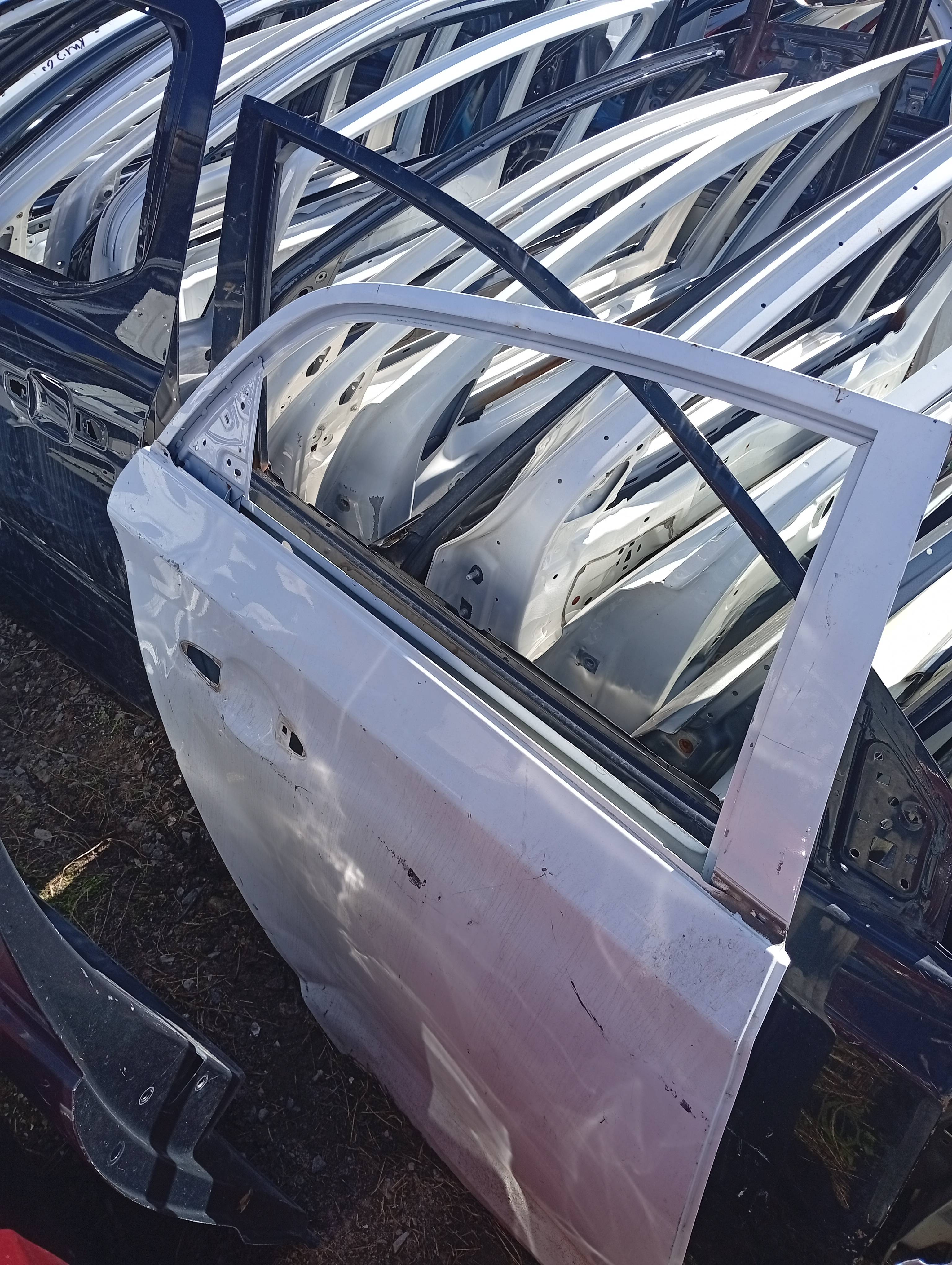 Porta Traseira Esquerda Hyundai HB20 2013-2019 Branca