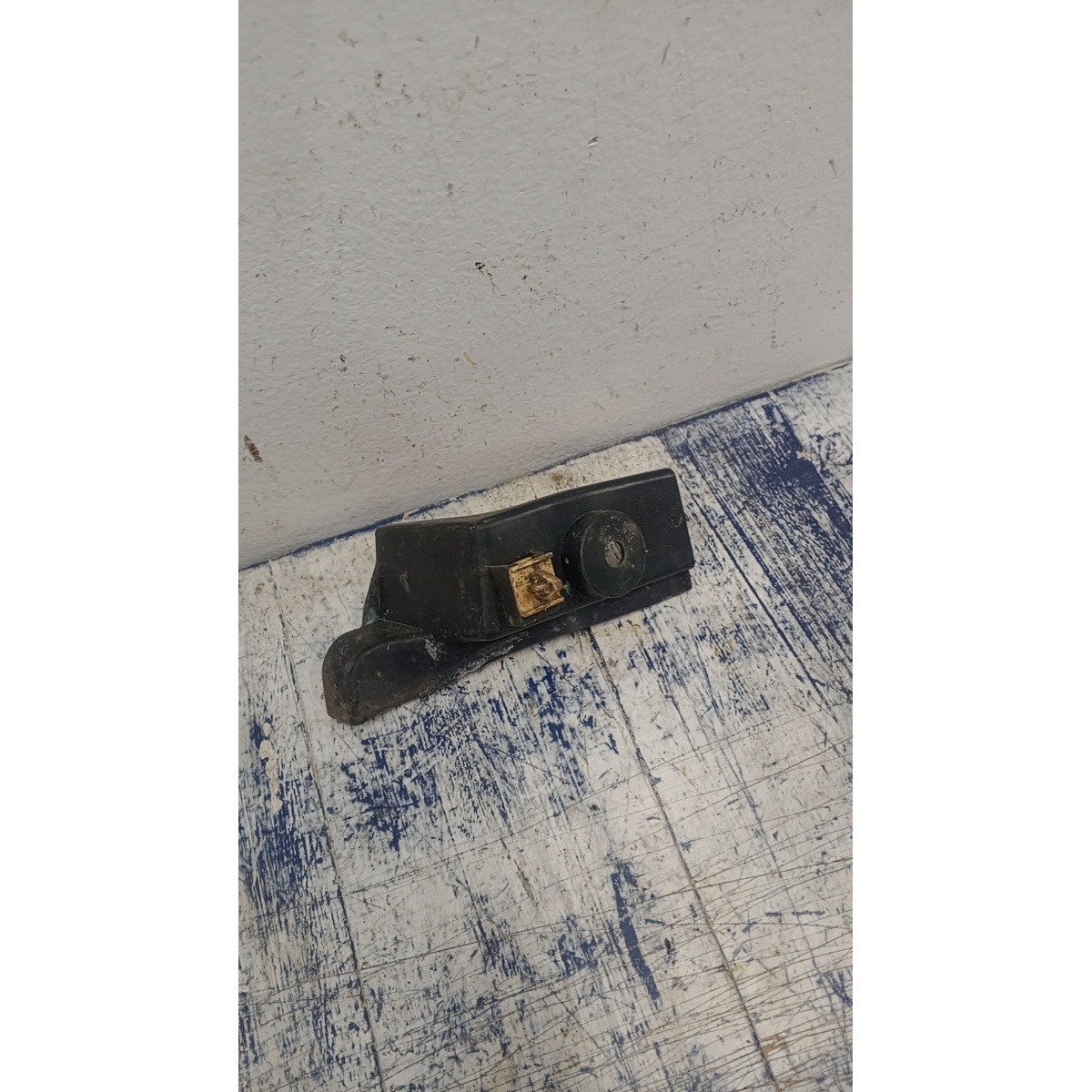 Moldura Dianteira Esquerda Nissan Tiida - Imagem 2