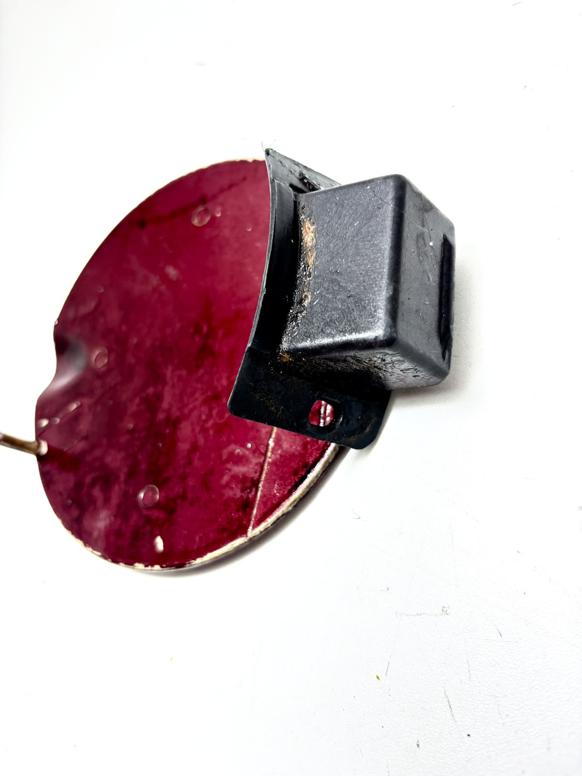 Portinhola Do Tanque De Combustível Gm Monza 93227662 Vermelho - Imagem 3