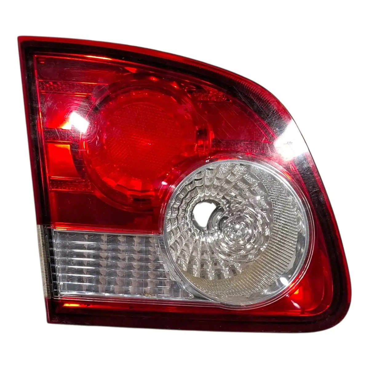 Lanterna Mala Traseira Esquerda Chevrolet Classic 2010/2016 Esquerdo/motorista Vermelho/transparente