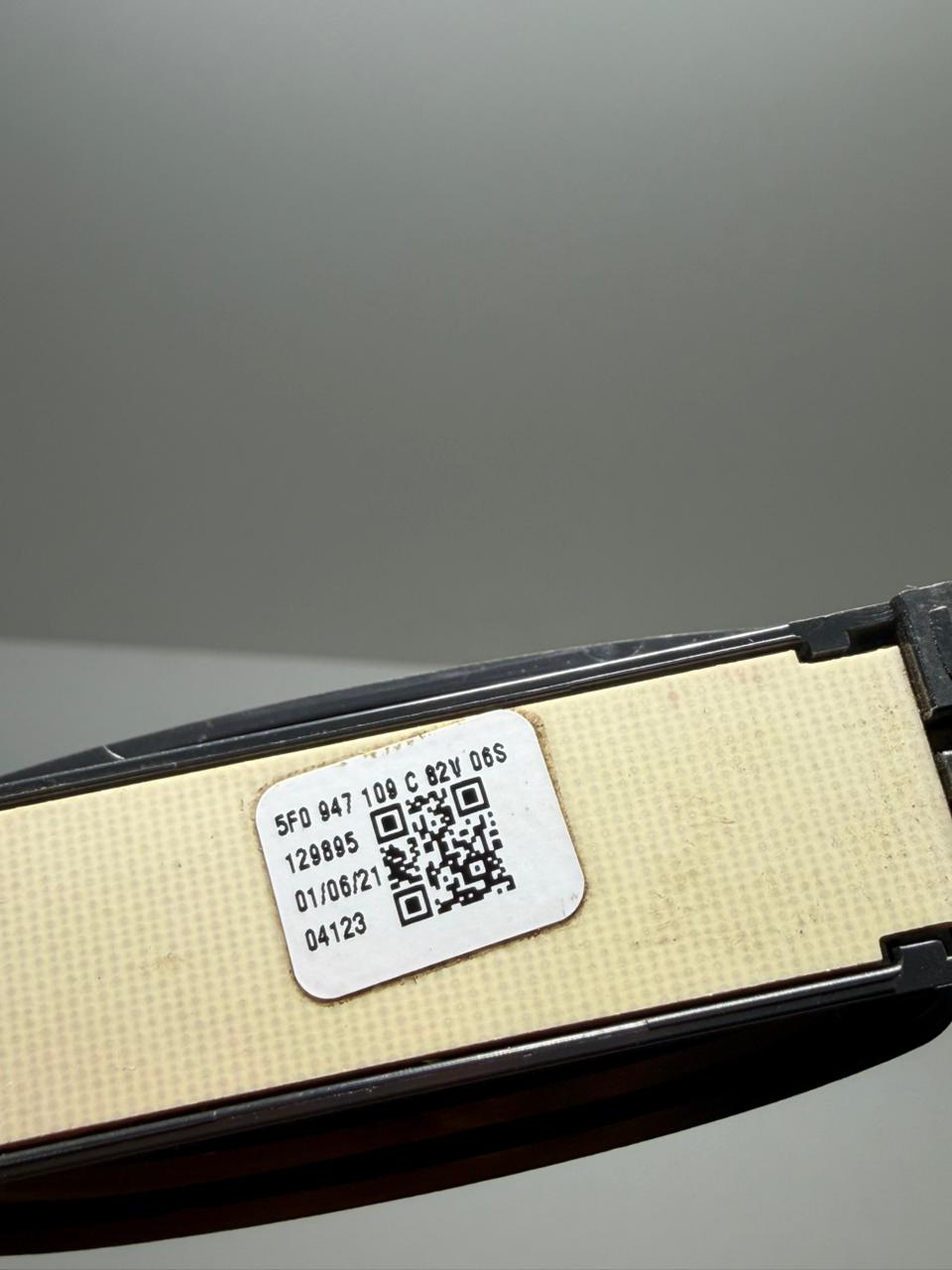 Luz Quebra Sol VW Taos 5F0947109C - Imagem 3