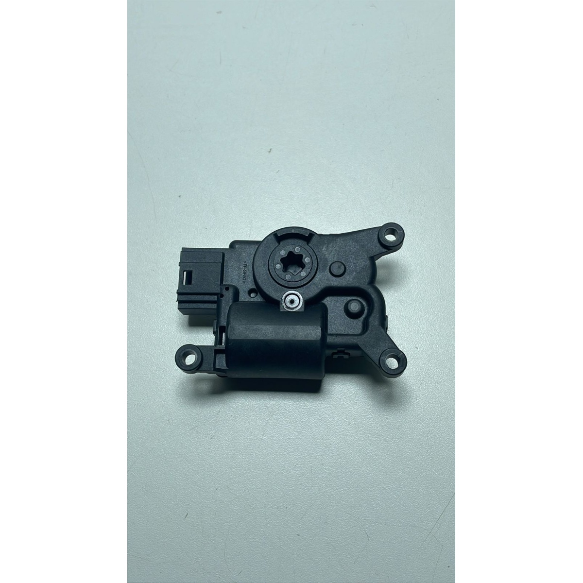Servo Atuador Ar Cond Polo 1,0 2018 a 2024 2q0907511a - Imagem 2