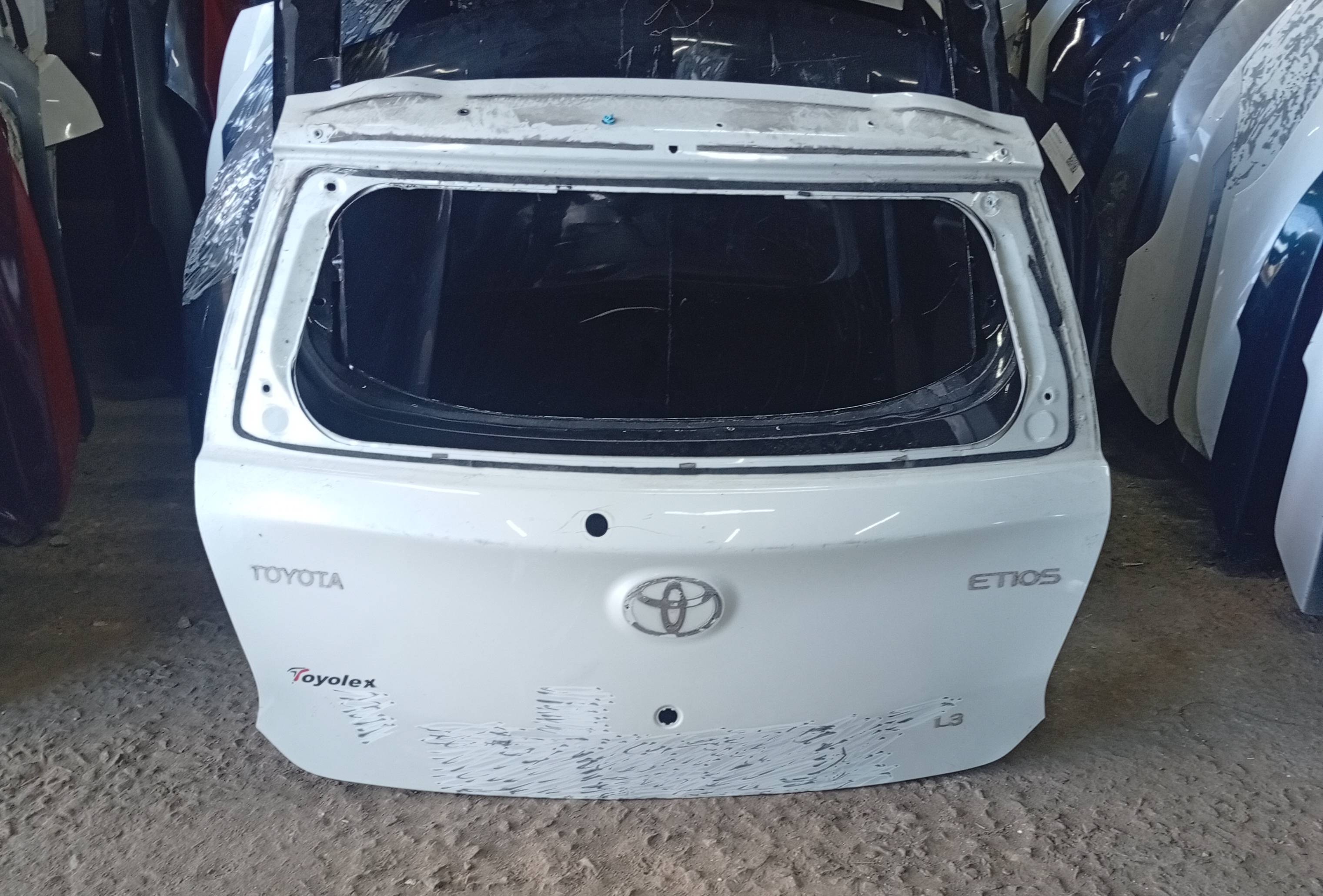 Tampa Mala Toyota Etios Hatch