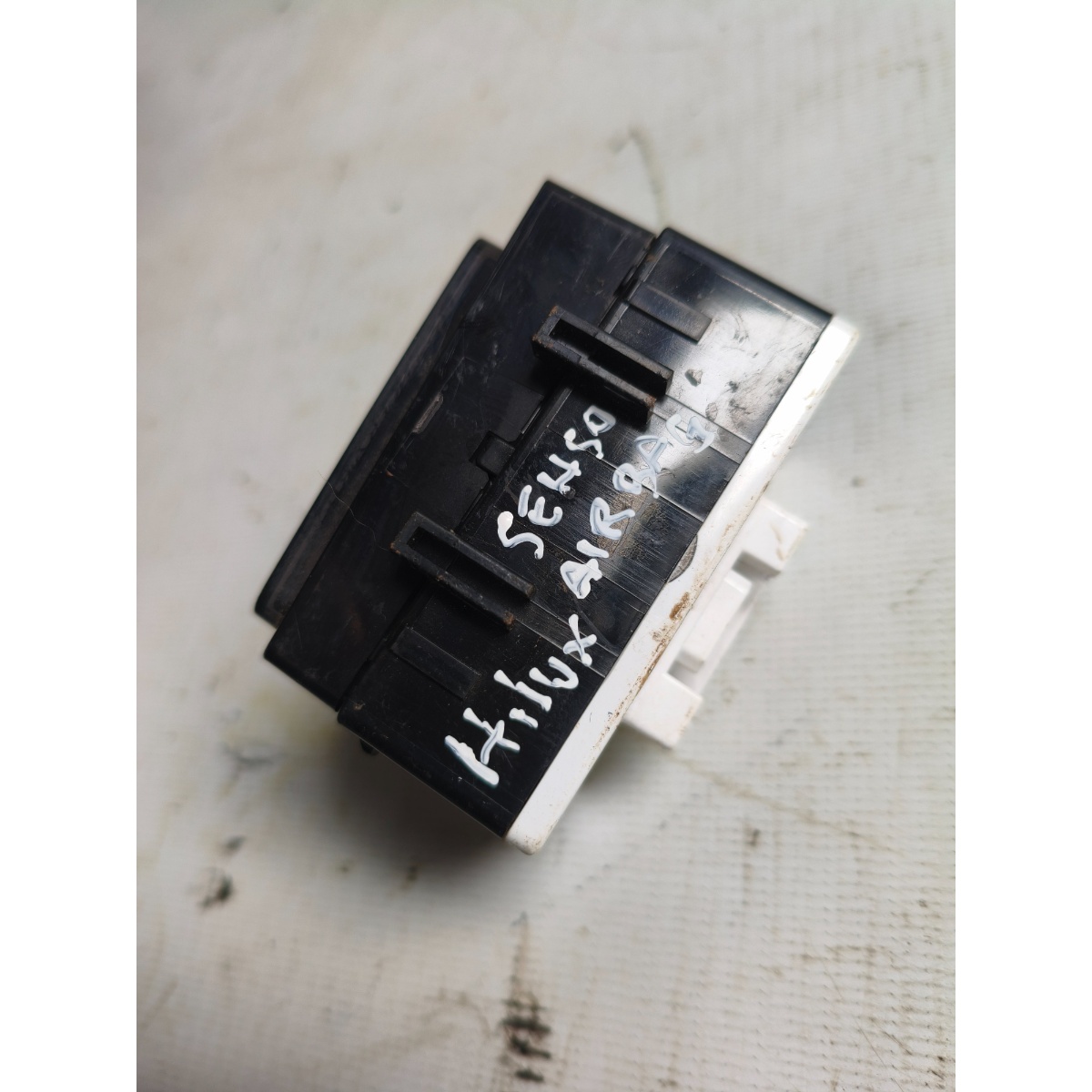 Indicador Luz Airbag Passageiro Hilux Sw4 16/24 839500K031 - Imagem 4