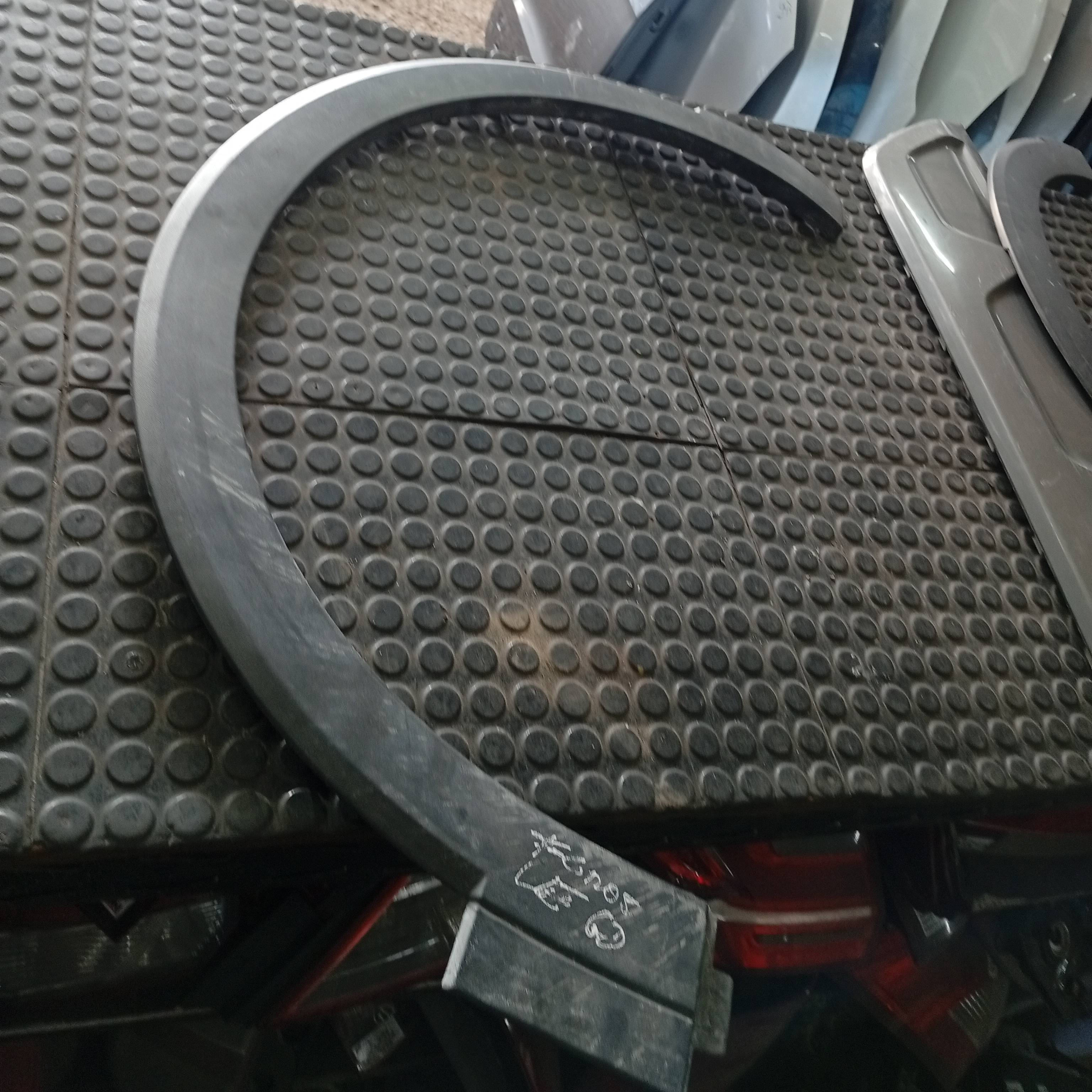 Moldura Vão Roda Diant Esq Vw T-Cross 2019-2024 - Imagem 2