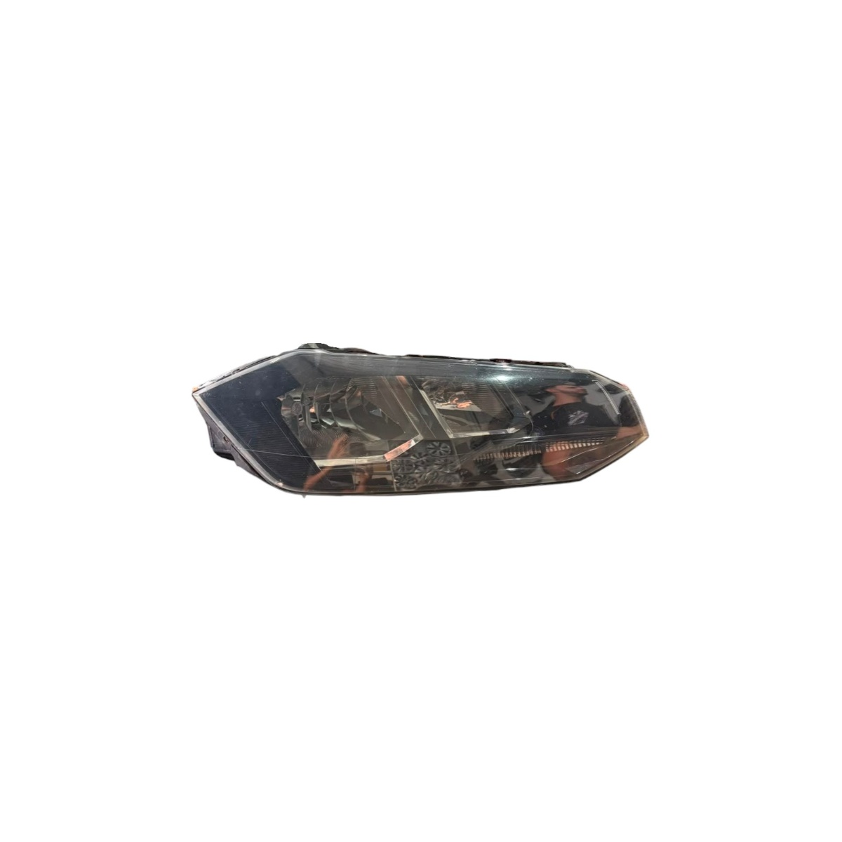 Farol L.d Vw Polo/virtus 18/23 Original (usada)
