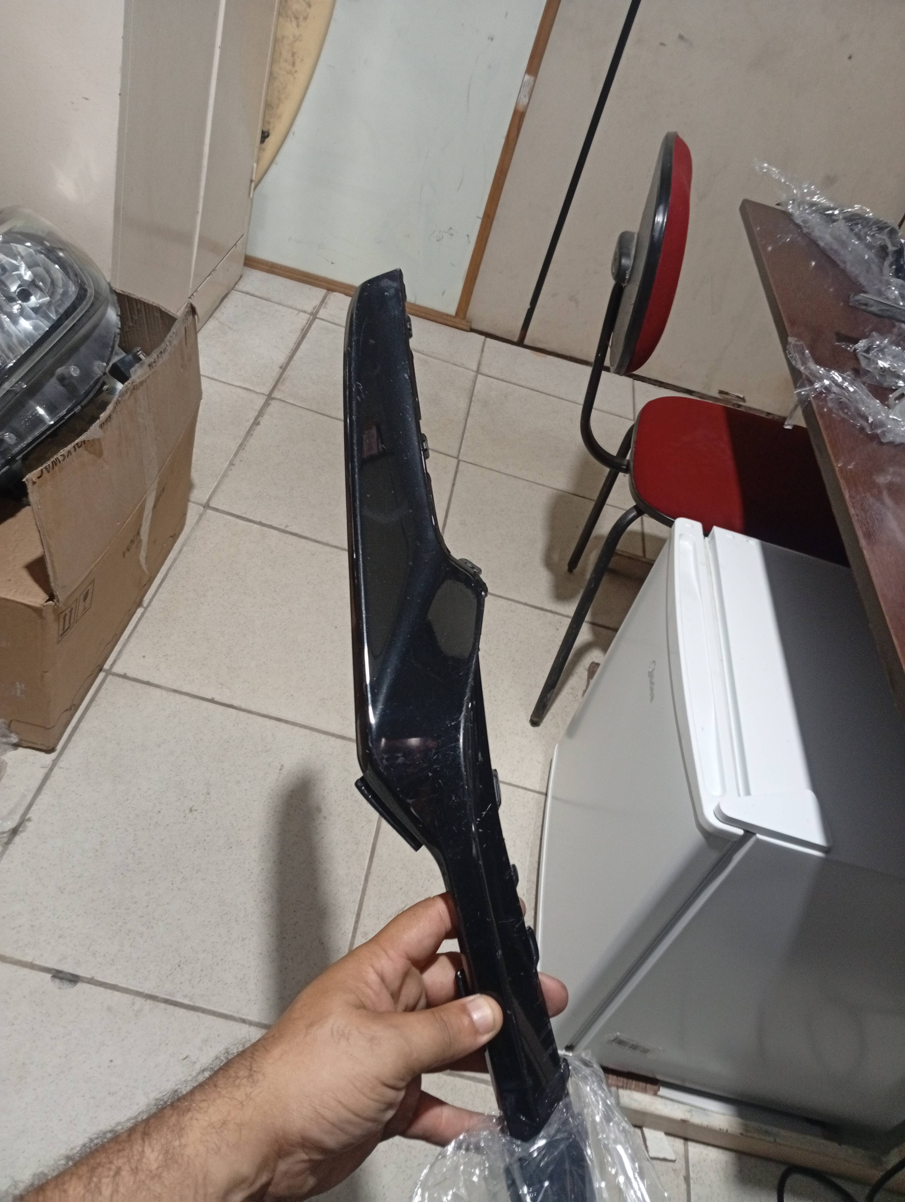 Moldura Farol Milha Drl Esq Chery Tiggo 8