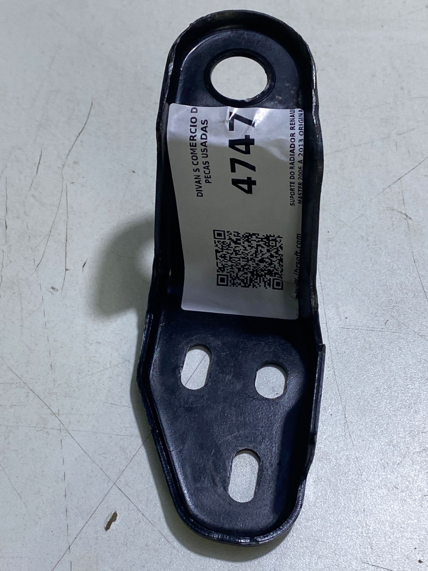 Suporte Do Radiador Renault Master 2006 A 2013 Original - Imagem 2