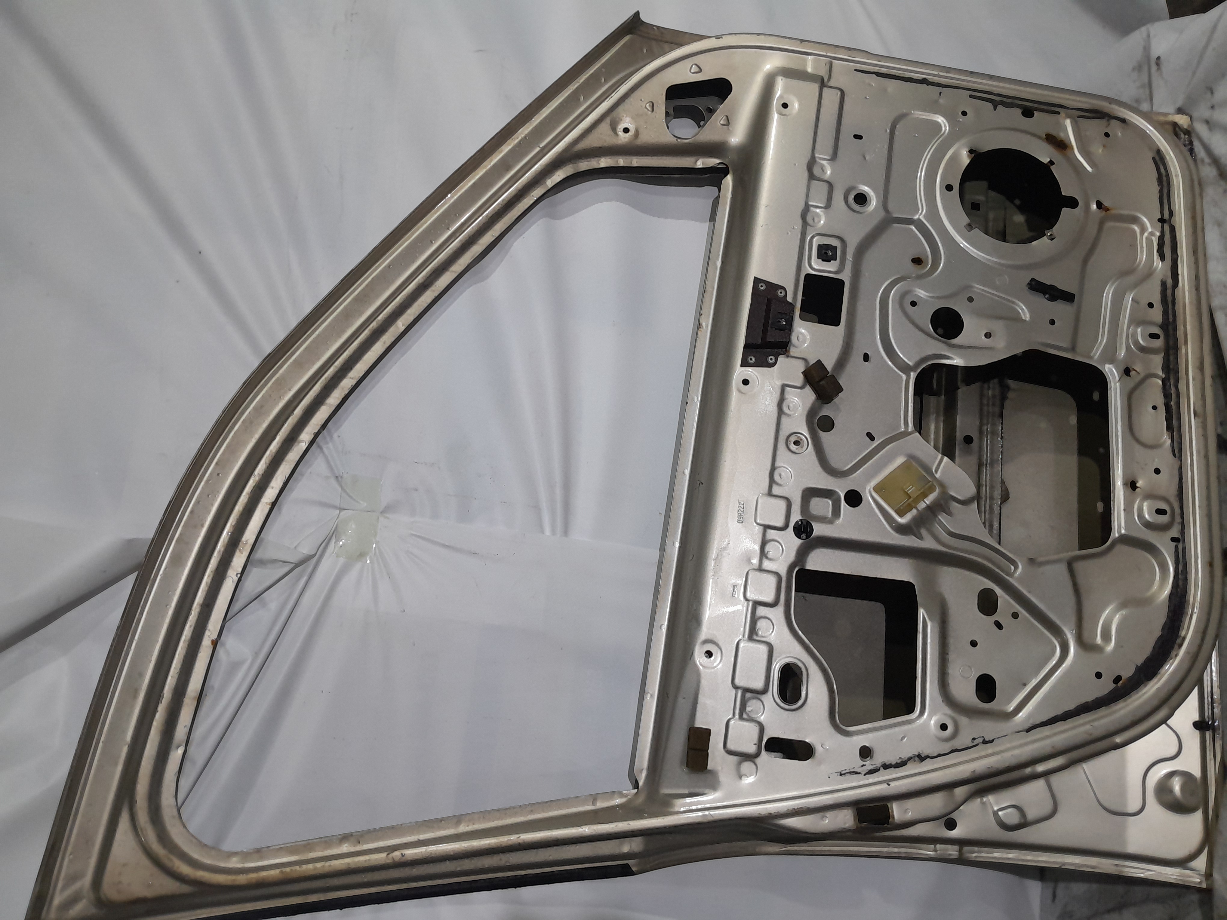 PORTA DIANTEIRA  LE RENAULT LOGAN 2008/2012 - Imagem 2