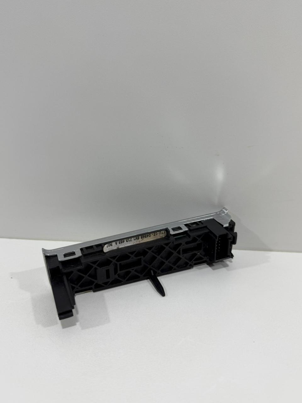 Acabamento Alavanca Marcha Audi A3 Sedan 8V1713463A - Imagem 4