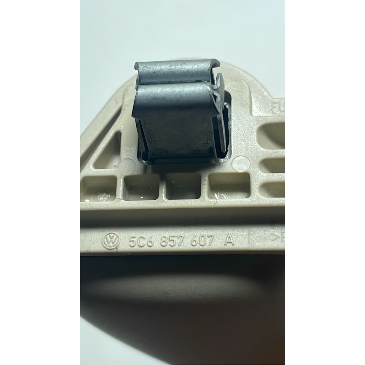 Alça Teto Puta Que Pariu Jetta Mk6 2011 A 2017 5c6857607 Bege - Imagem 6
