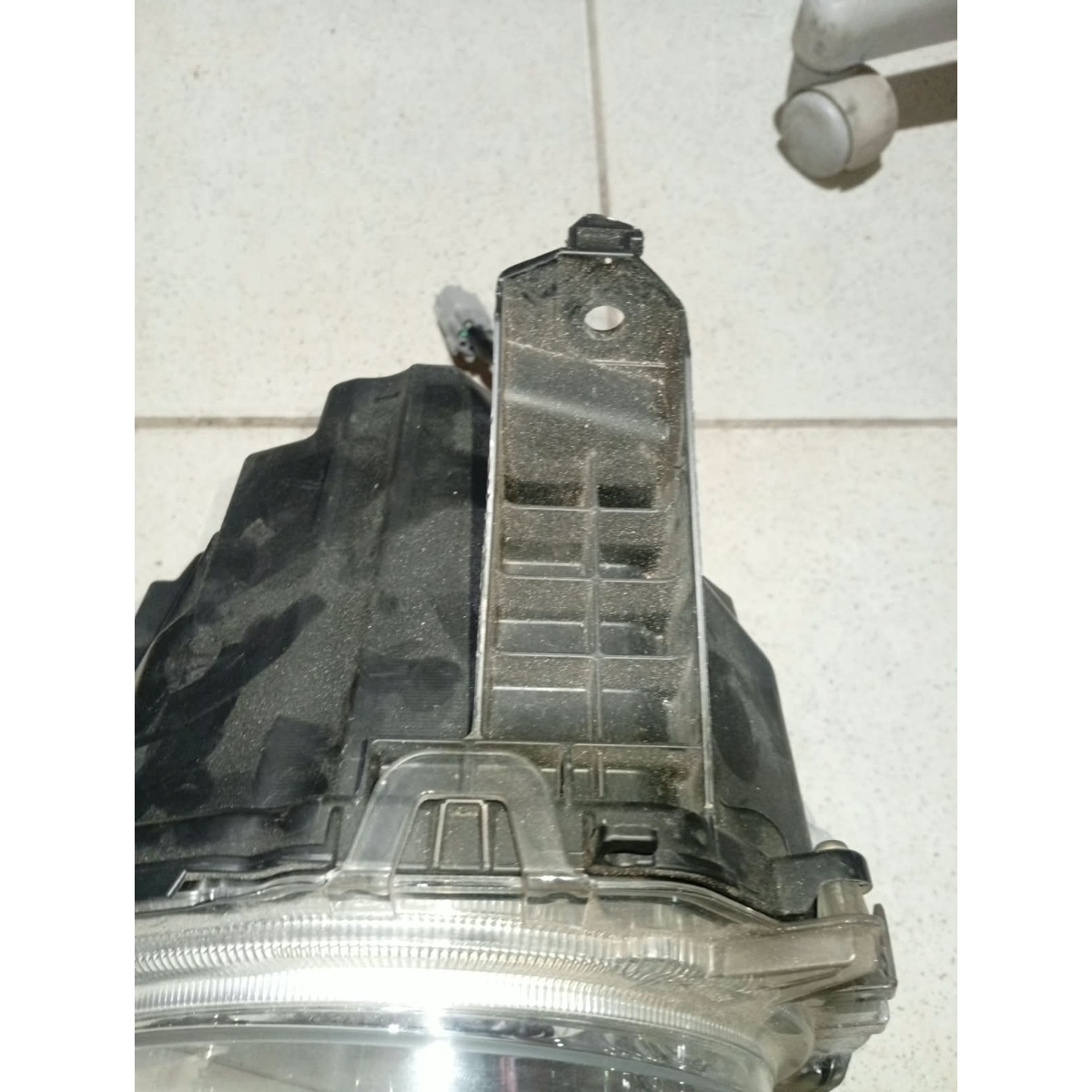 Farol Esquerdo Suzuki Jimmy 2022 2023 2024 - Imagem 10