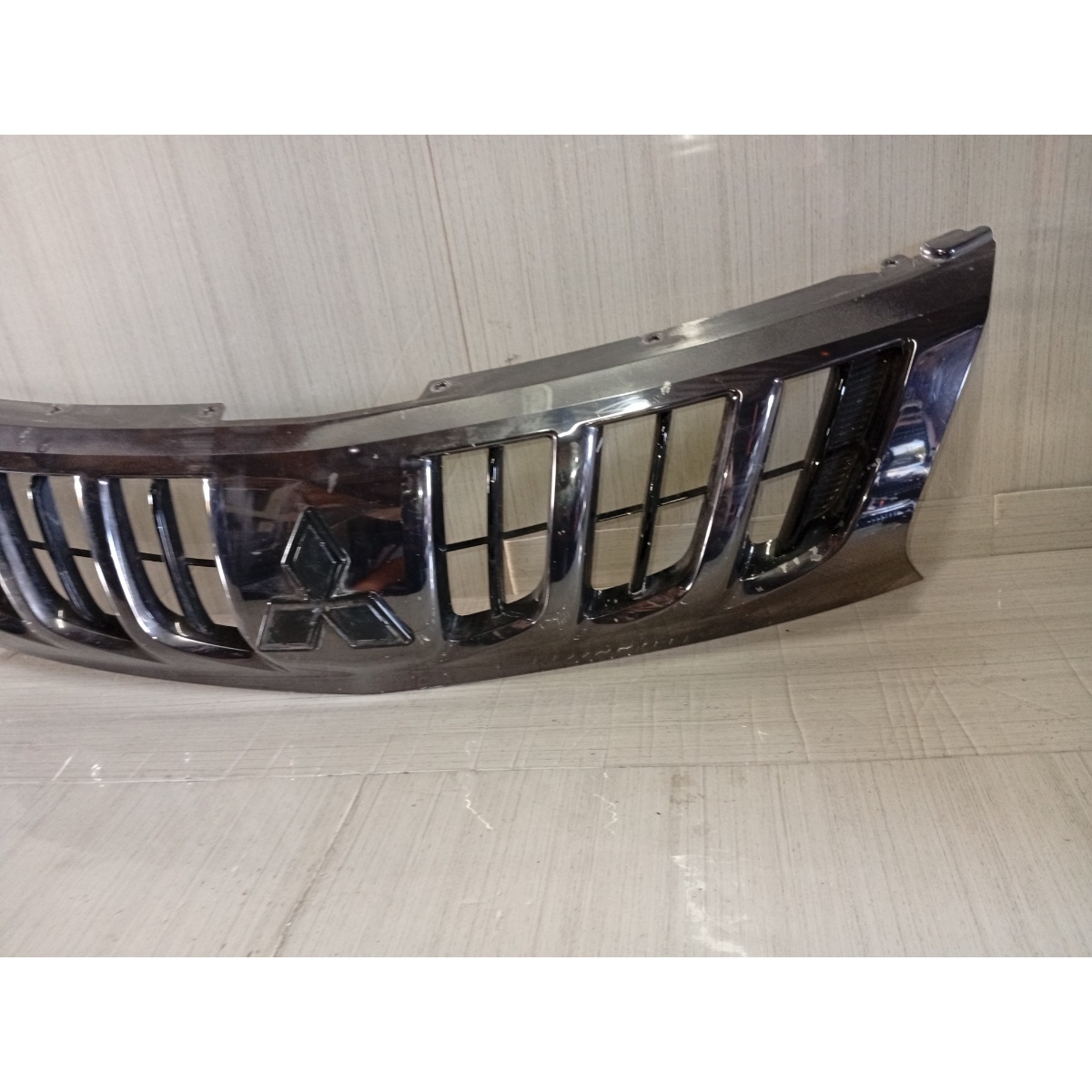 Grade Frontal Mitsubishi L200 16/18 Original - Imagem 4
